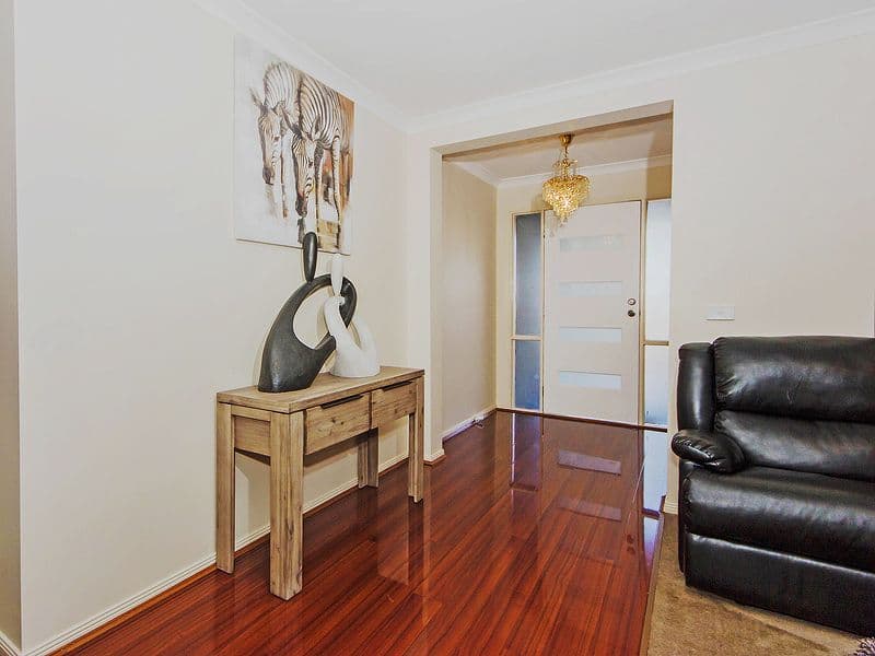 8 Murdeduke Crescent, WYNDHAM VALE VIC 3024, Wyndham Vale - Thumbnail 5