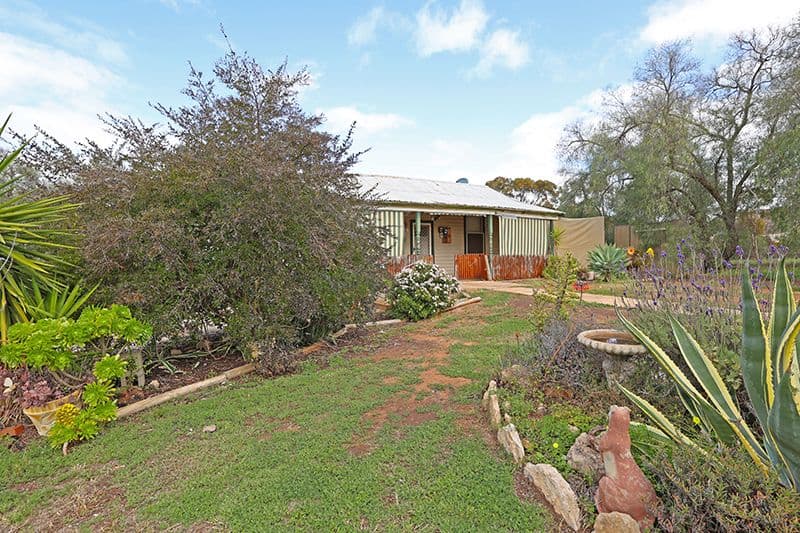 7 Kenyon Street, Walpeup VIC 3507, Walpeup - Thumbnail 2