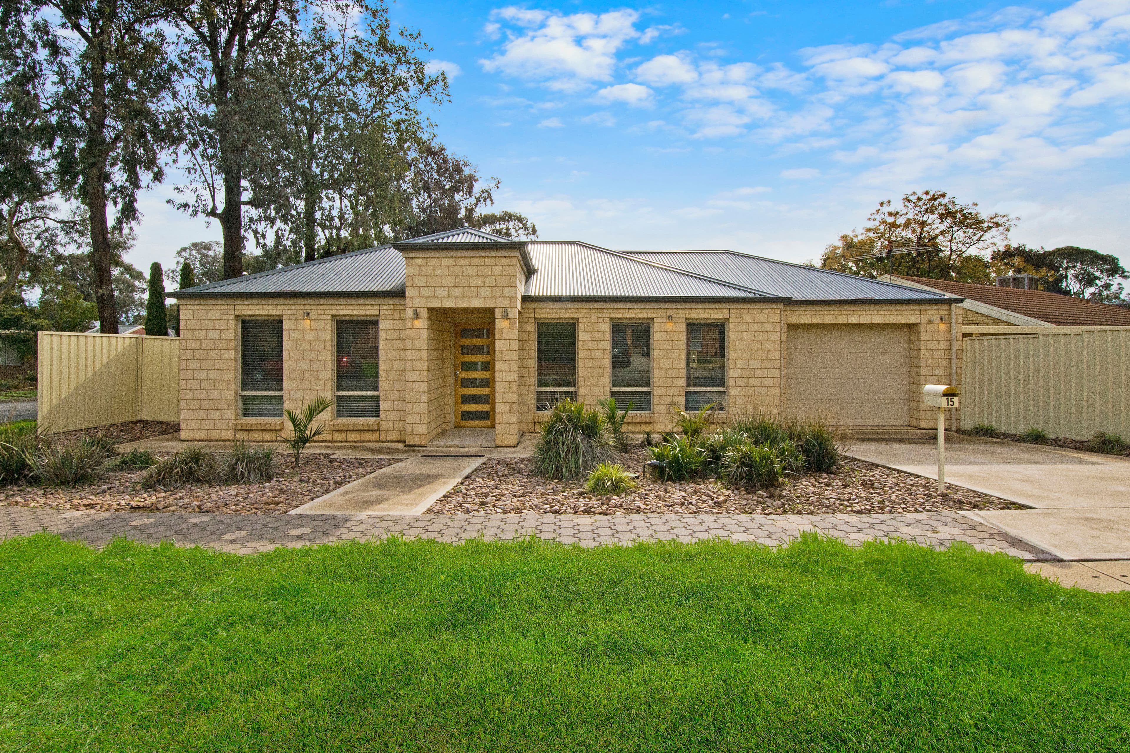 15 Francis Crescent, Salisbury Heights SA 5109, Salisbury Heights - Image 1