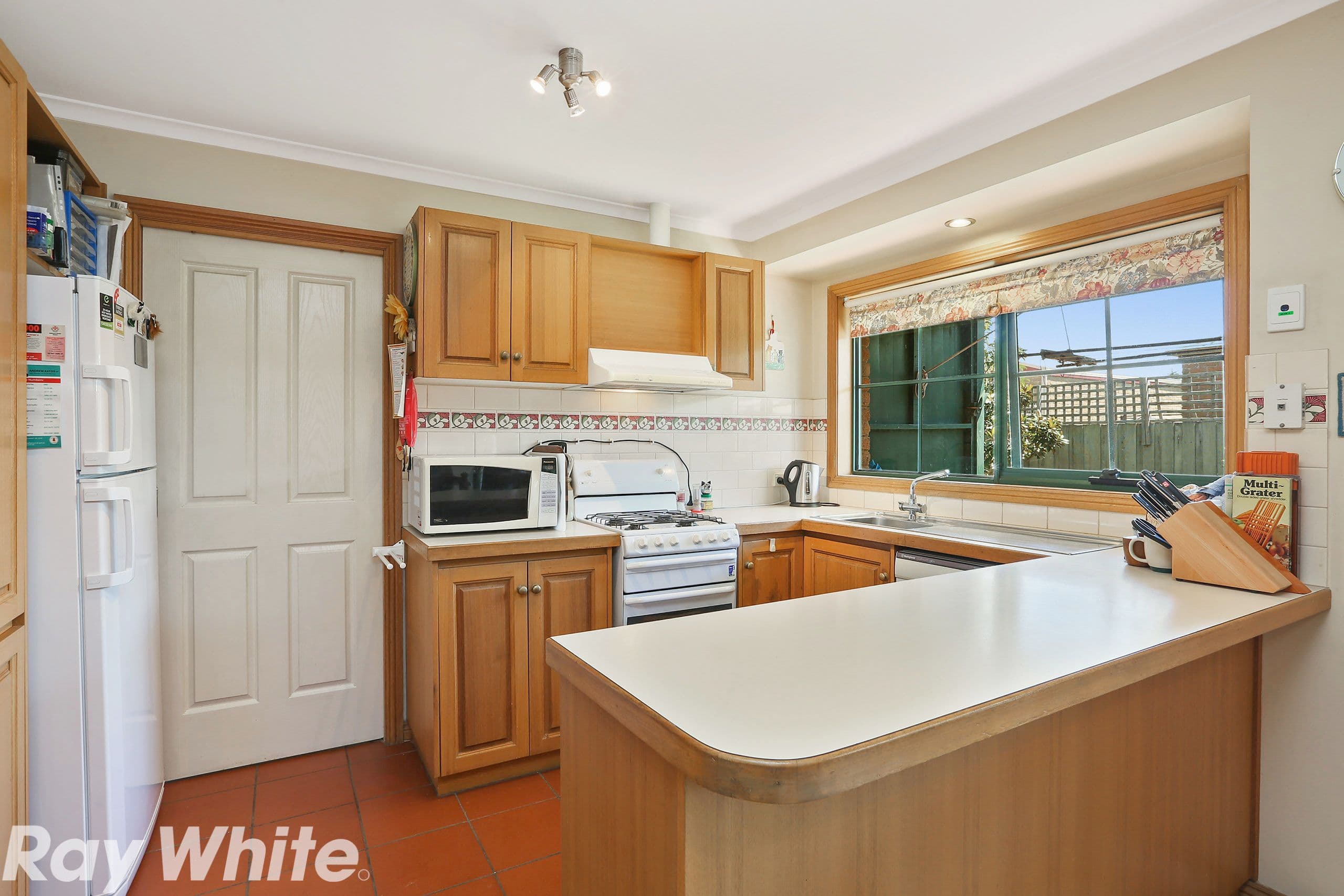 2 Ainslie Avenue, Grovedale VIC 3216, Grovedale - Thumbnail 4