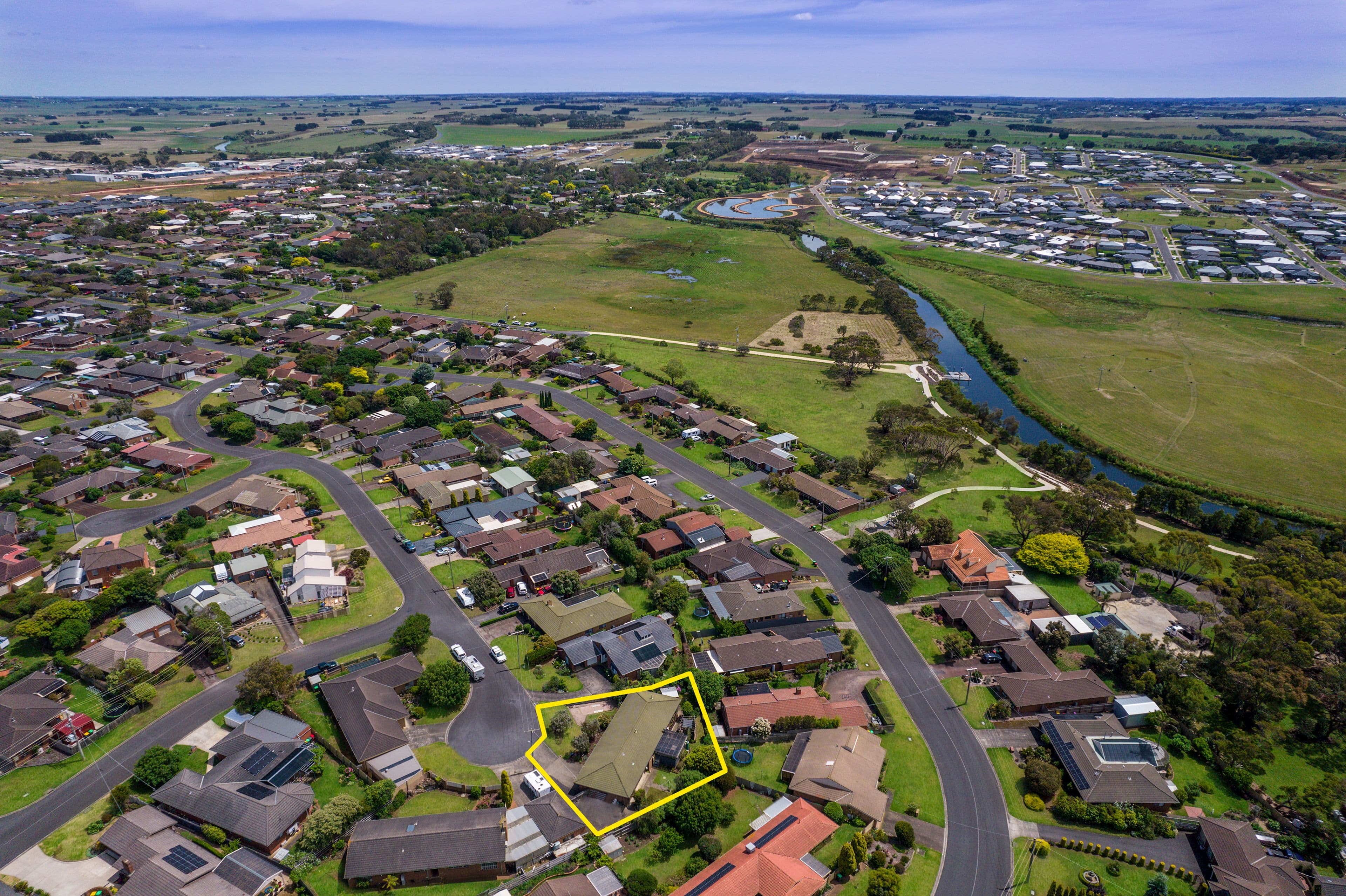 29 Mannerim Avenue, Warrnambool VIC 3280, Warrnambool - Thumbnail 2