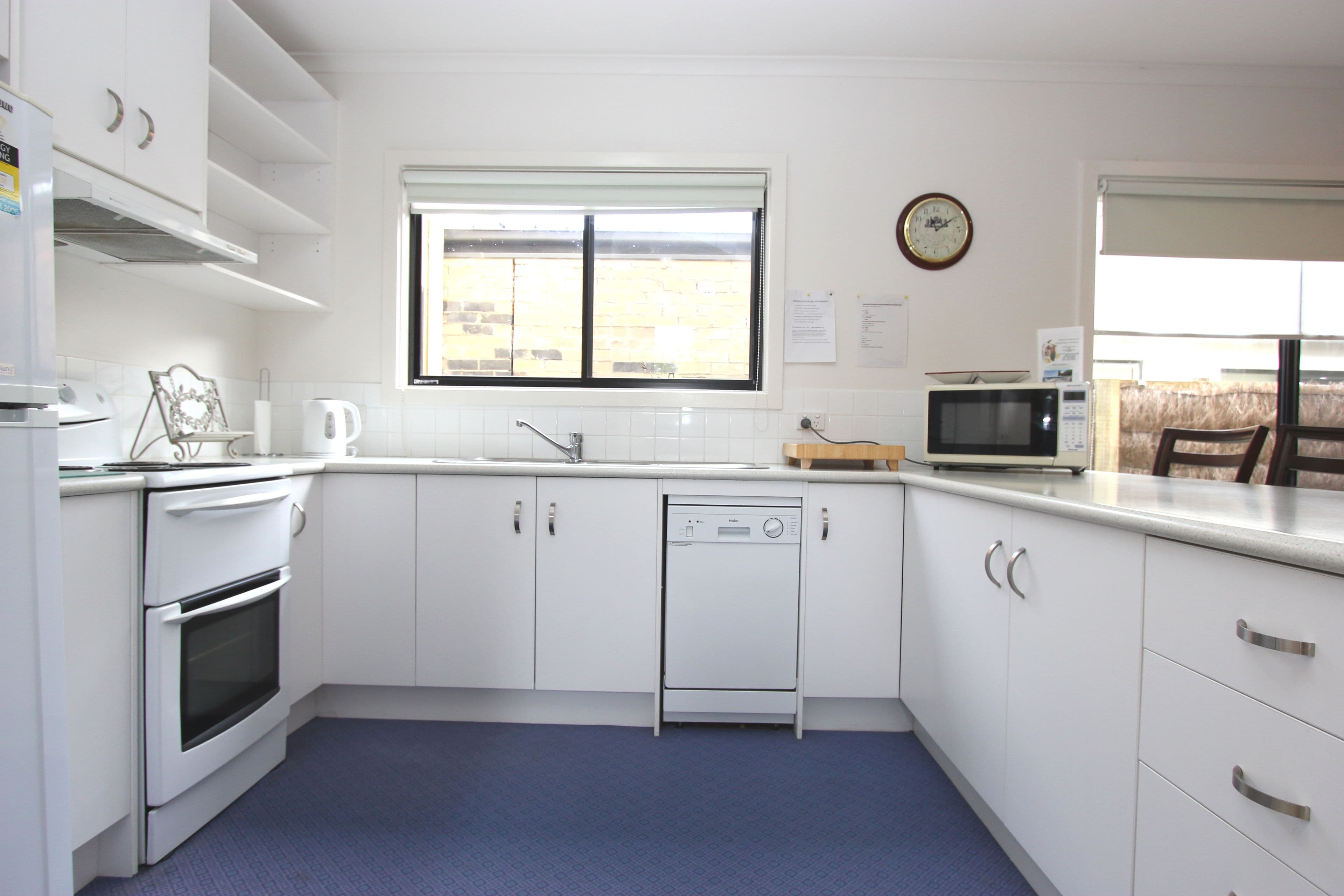 26 Douglas Road, Cowes VIC 3922, Cowes - Thumbnail 2