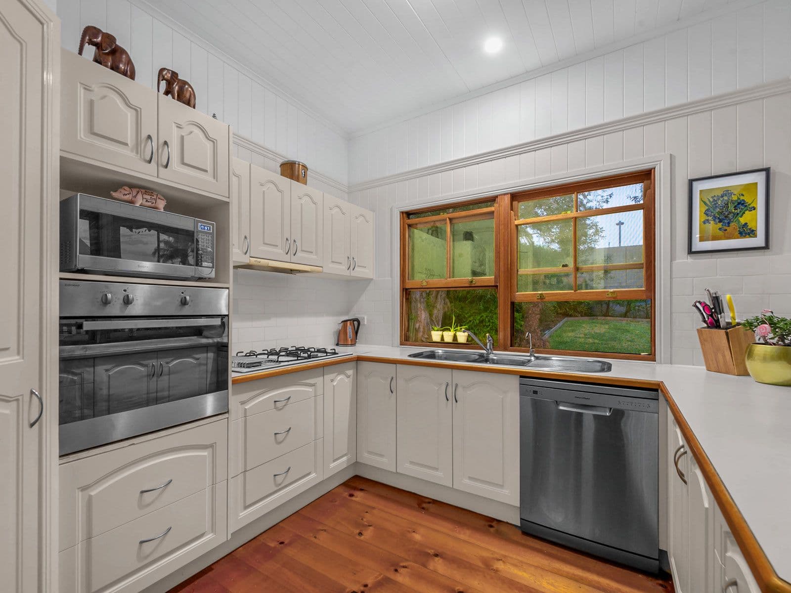 55 Carberry Street, Grange QLD 4051, Grange - Thumbnail 5
