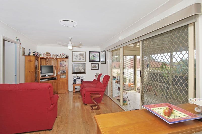 195 Cresthaven Avenue, BATEAU BAY NSW 2261, Bateau Bay - Thumbnail 4