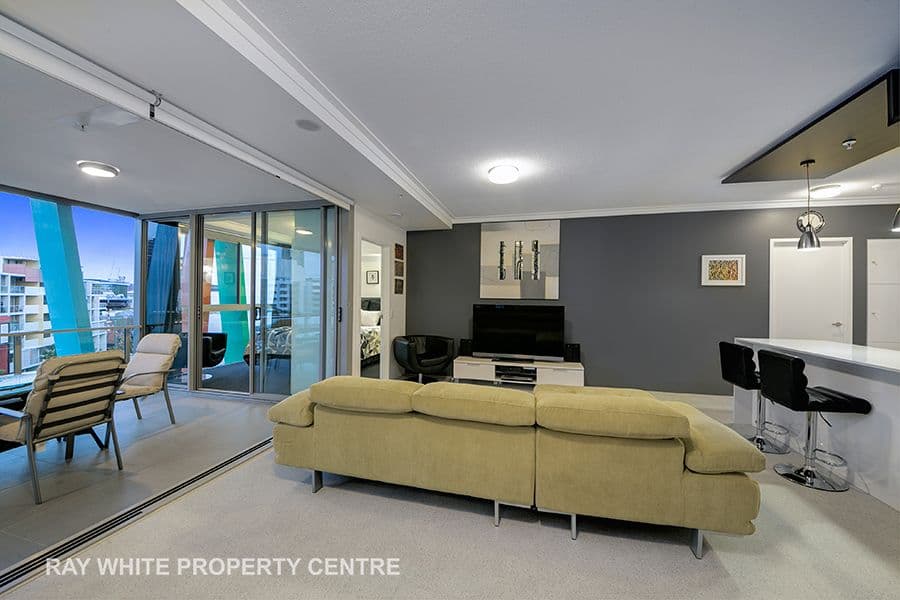 8 Sandover Close, Bentley Park QLD 4869, Bentley Park - Thumbnail 2