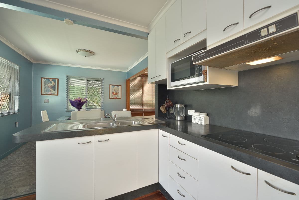 22 O'Malley Street, West Gladstone QLD 4680, West Gladstone - Thumbnail 4