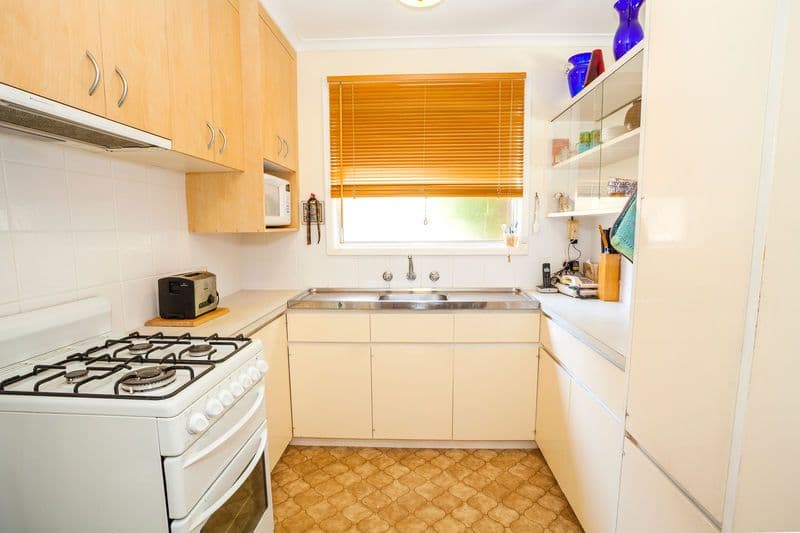 28 Barrabool Road, HIGHTON VIC 3216, Highton - Thumbnail 4
