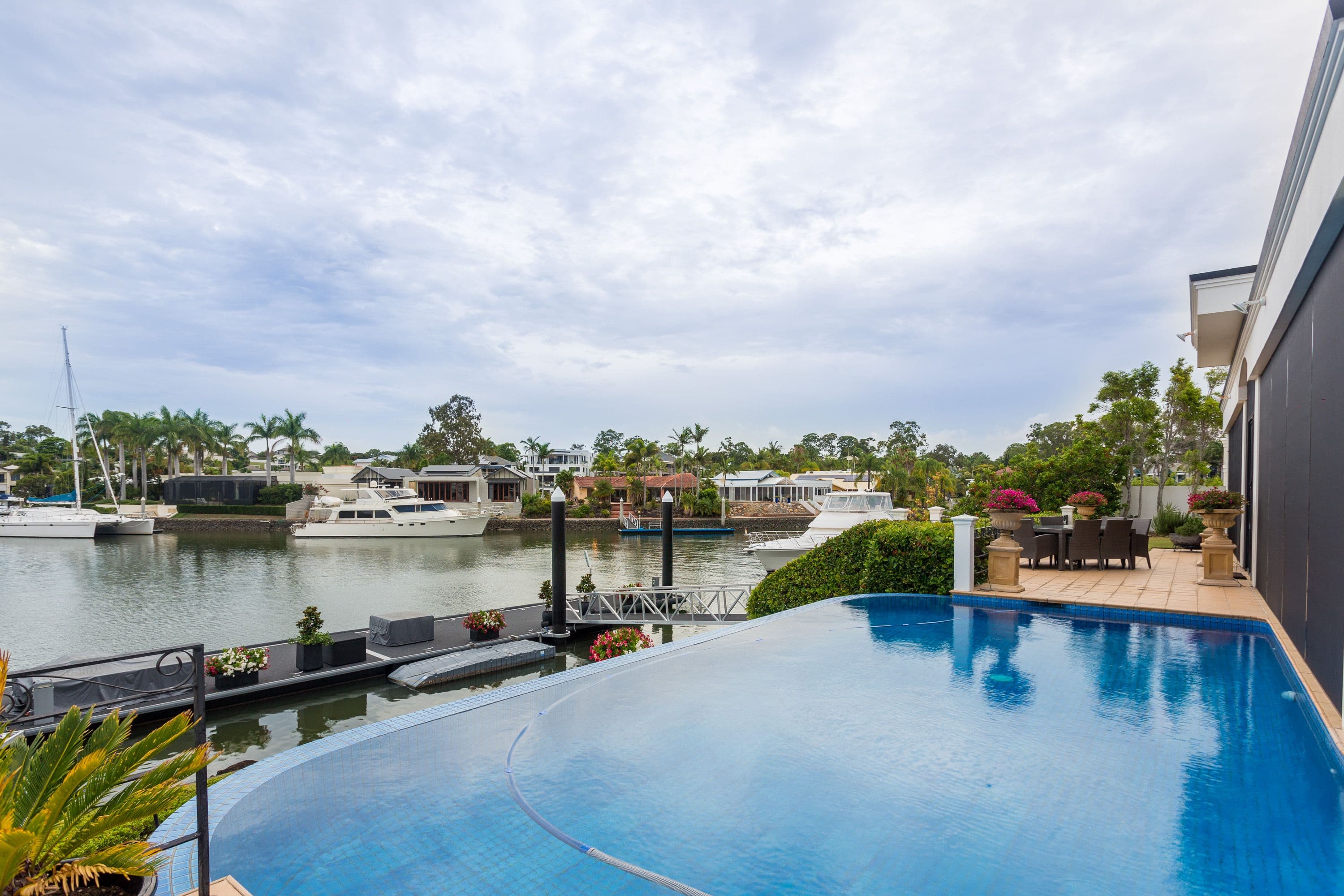 5809 Clearwater Crescent, Sanctuary Cove QLD 4212, Sanctuary Cove - Thumbnail 2