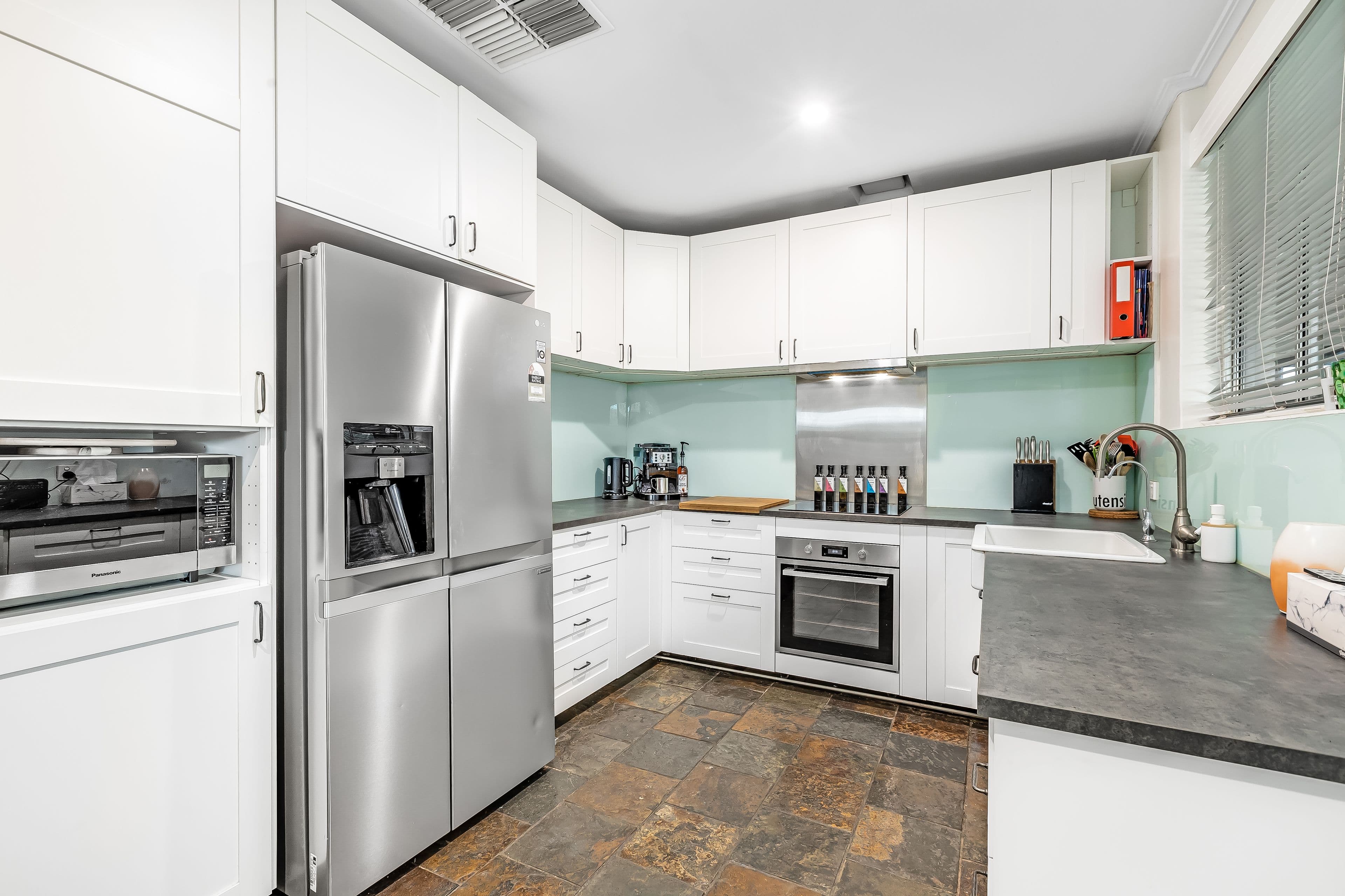 1 Shelley Avenue, Happy Valley SA 5159, Happy Valley - Thumbnail 2