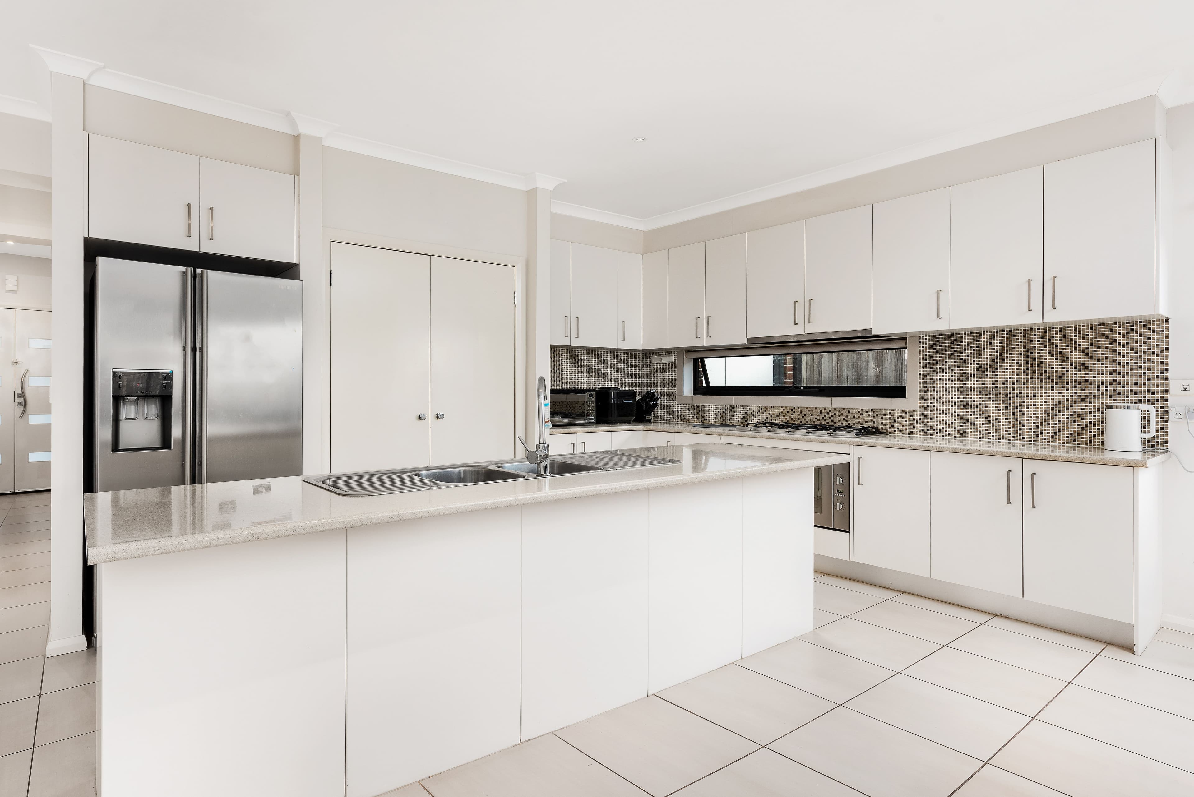107 Gordons Road, South Morang VIC 3752, South Morang - Thumbnail 2