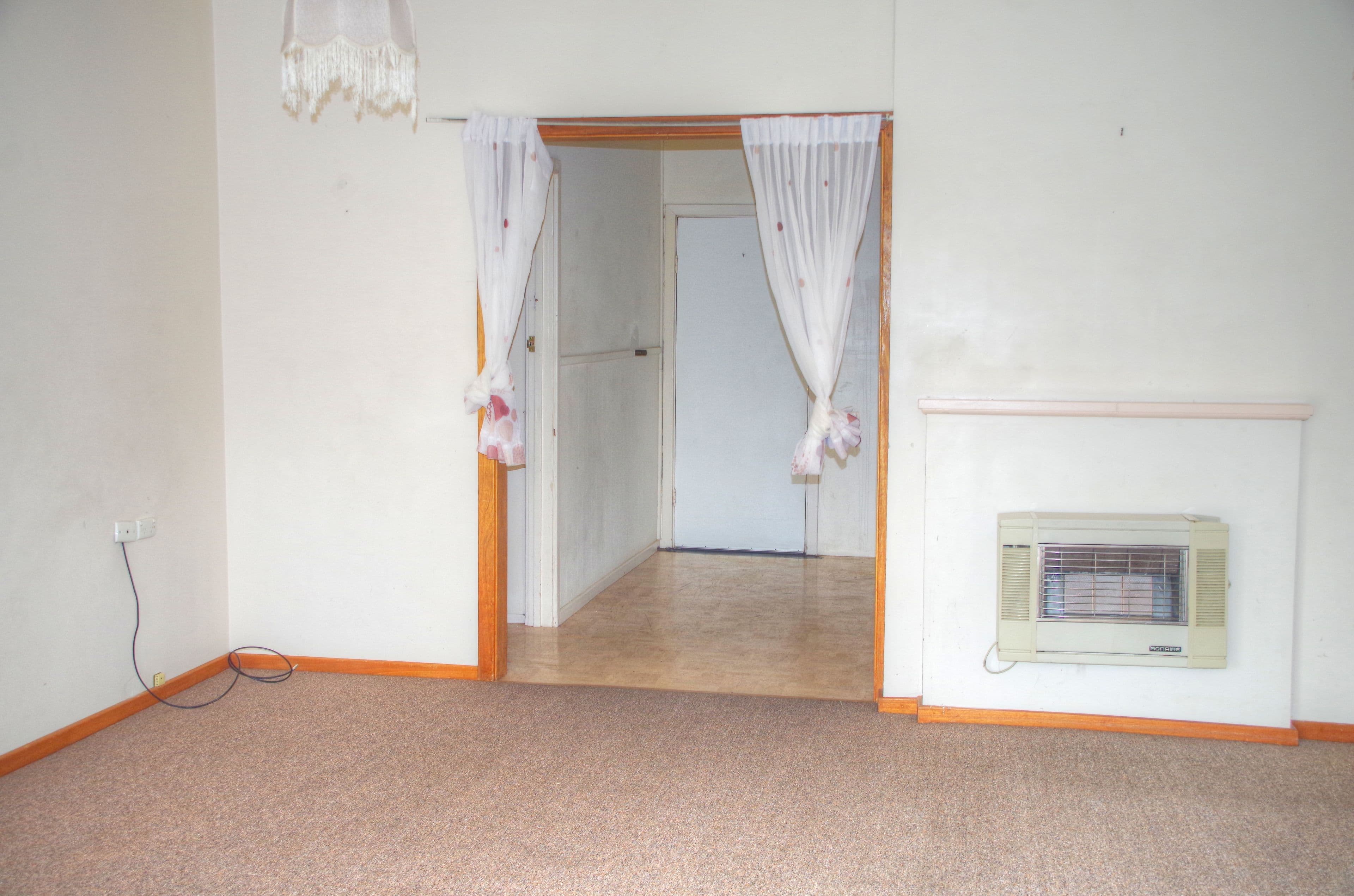 35 Railway Terrace, Renmark SA 5341, Renmark - Thumbnail 4