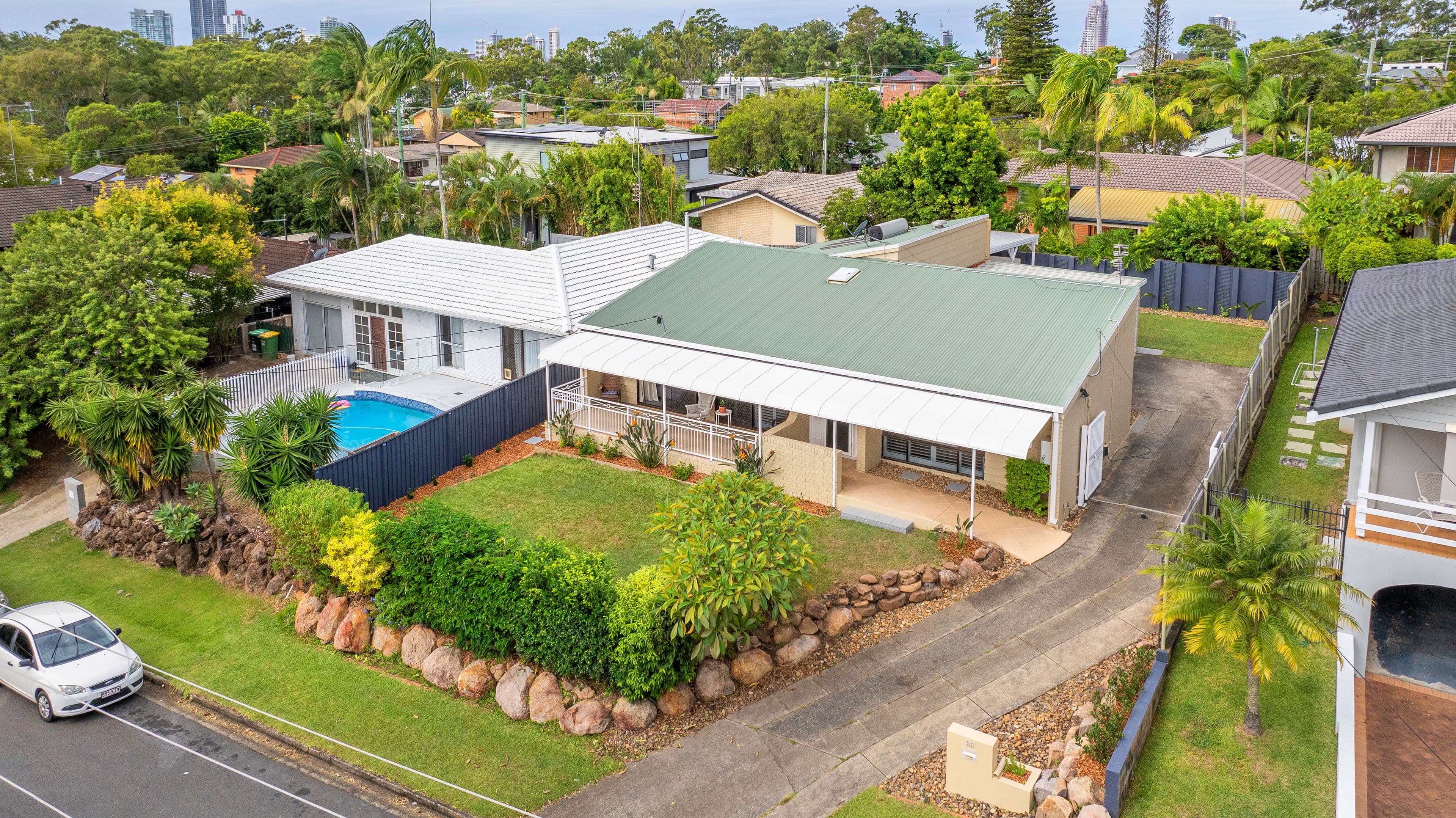 8 Grevillia Avenue, Southport QLD 4215, Southport - Thumbnail 2