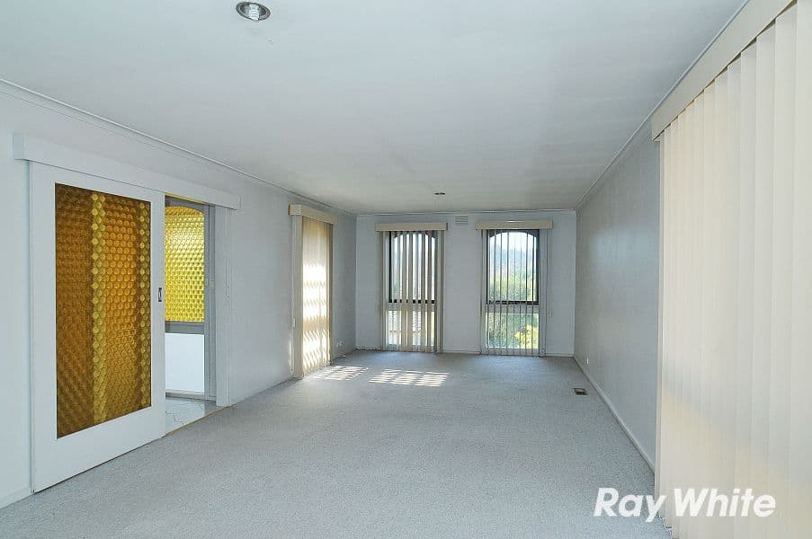 42 Brentwood Drive, WANTIRNA VIC 3152, Wantirna - Thumbnail 6