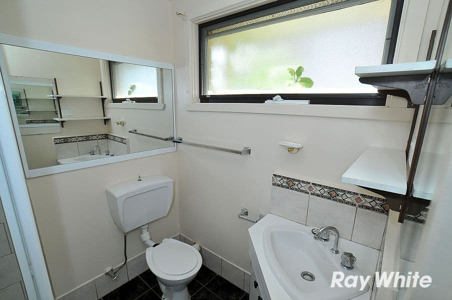 42 Brentwood Drive, WANTIRNA VIC 3152, Wantirna - Thumbnail 8