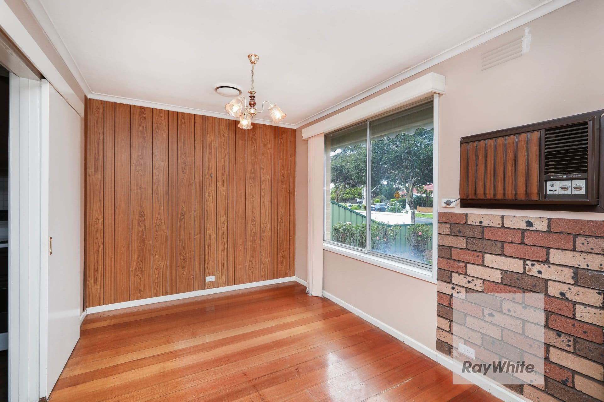 137 South Circular Road, Gladstone Park VIC 3043, Gladstone Park - Thumbnail 5