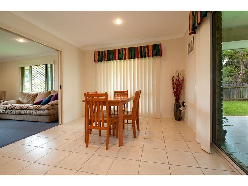 6 Brooks Court, NORMAN GARDENS QLD 4701, Norman Gardens - Thumbnail 3