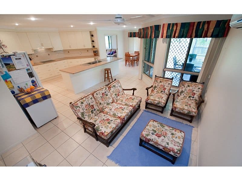 6 Brooks Court, NORMAN GARDENS QLD 4701, Norman Gardens - Thumbnail 4
