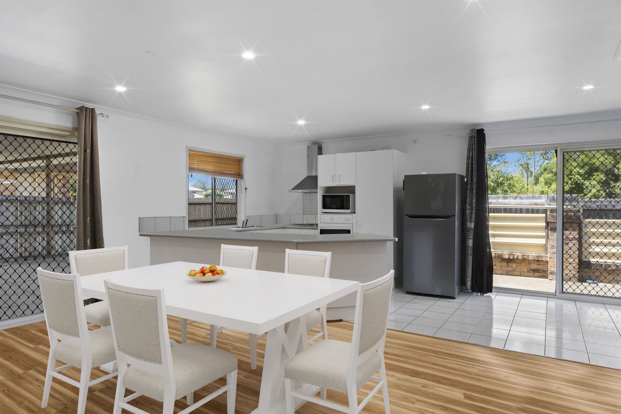10 Tuberose Place, Calamvale QLD 4116, Calamvale - Thumbnail 3