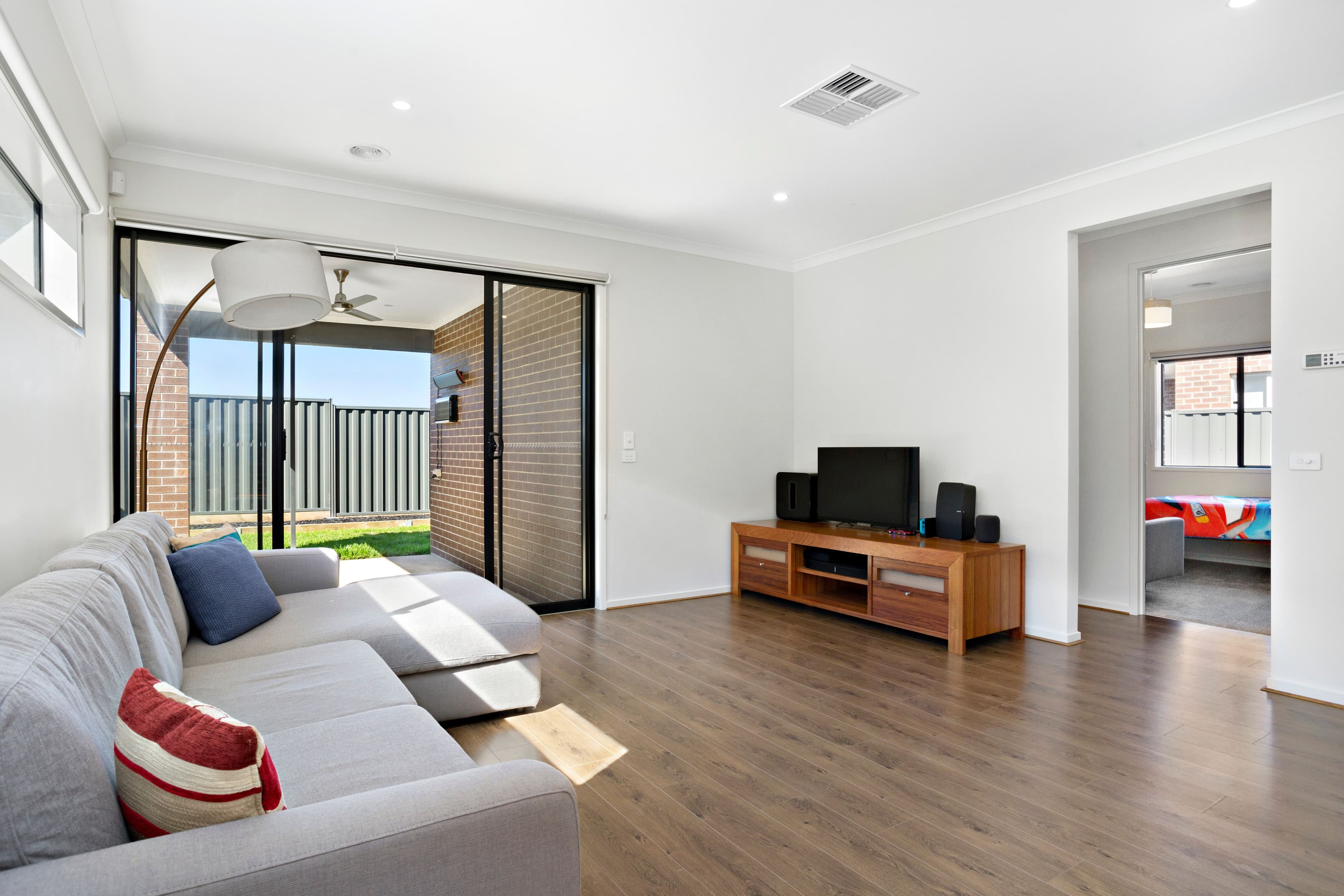 22 Domenico Street, Doreen VIC 3754, Doreen - Thumbnail 5