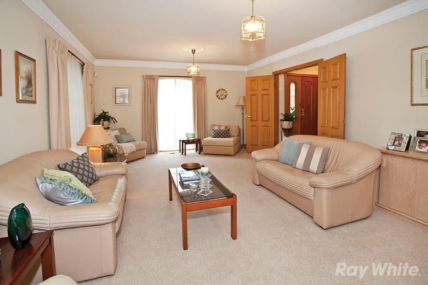 7 Patrick Court, WHEELERS HILL VIC 3150, Wheelers Hill - Thumbnail 3