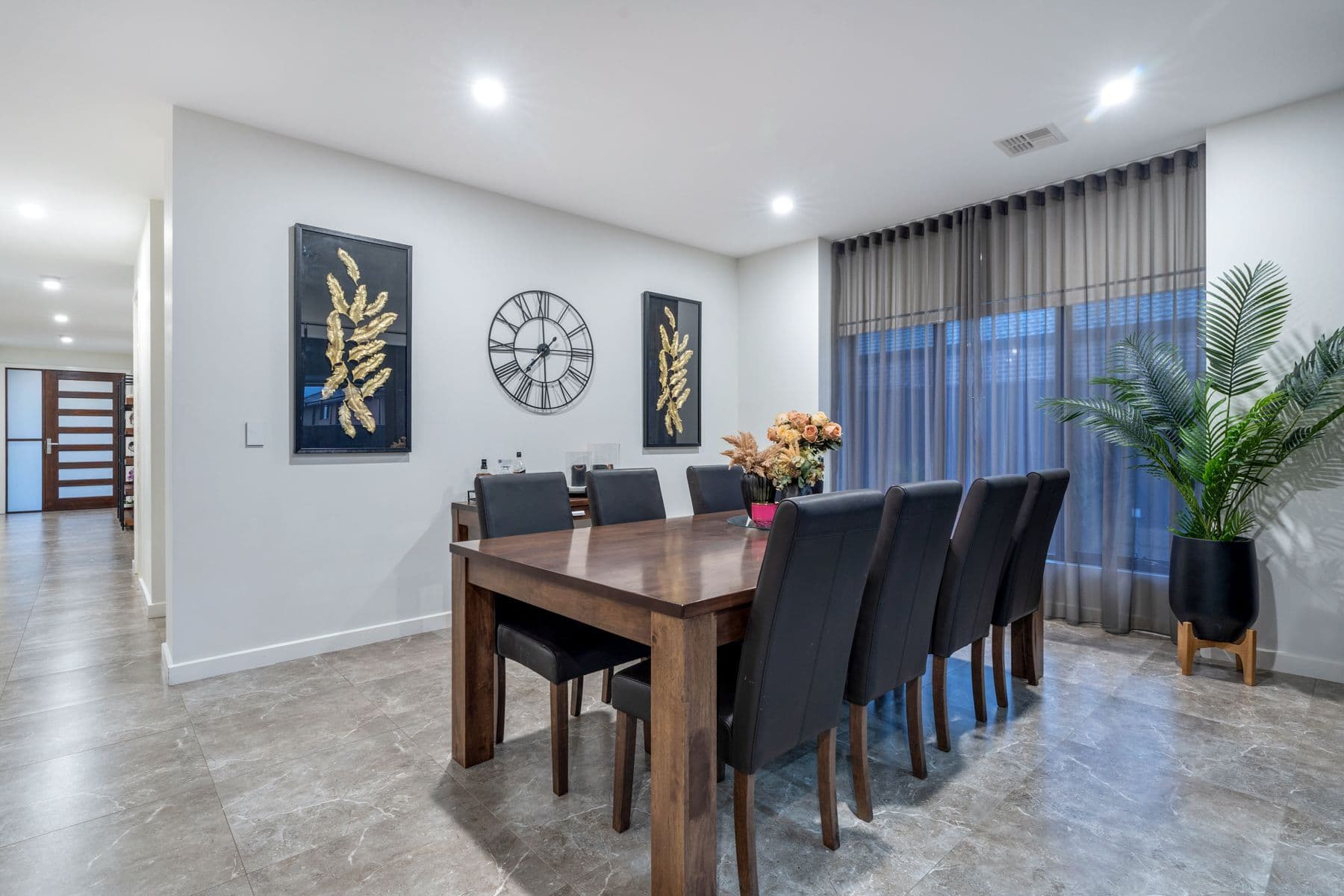 9 Hamersley Road, Craigieburn VIC 3064, Craigieburn - Thumbnail 5