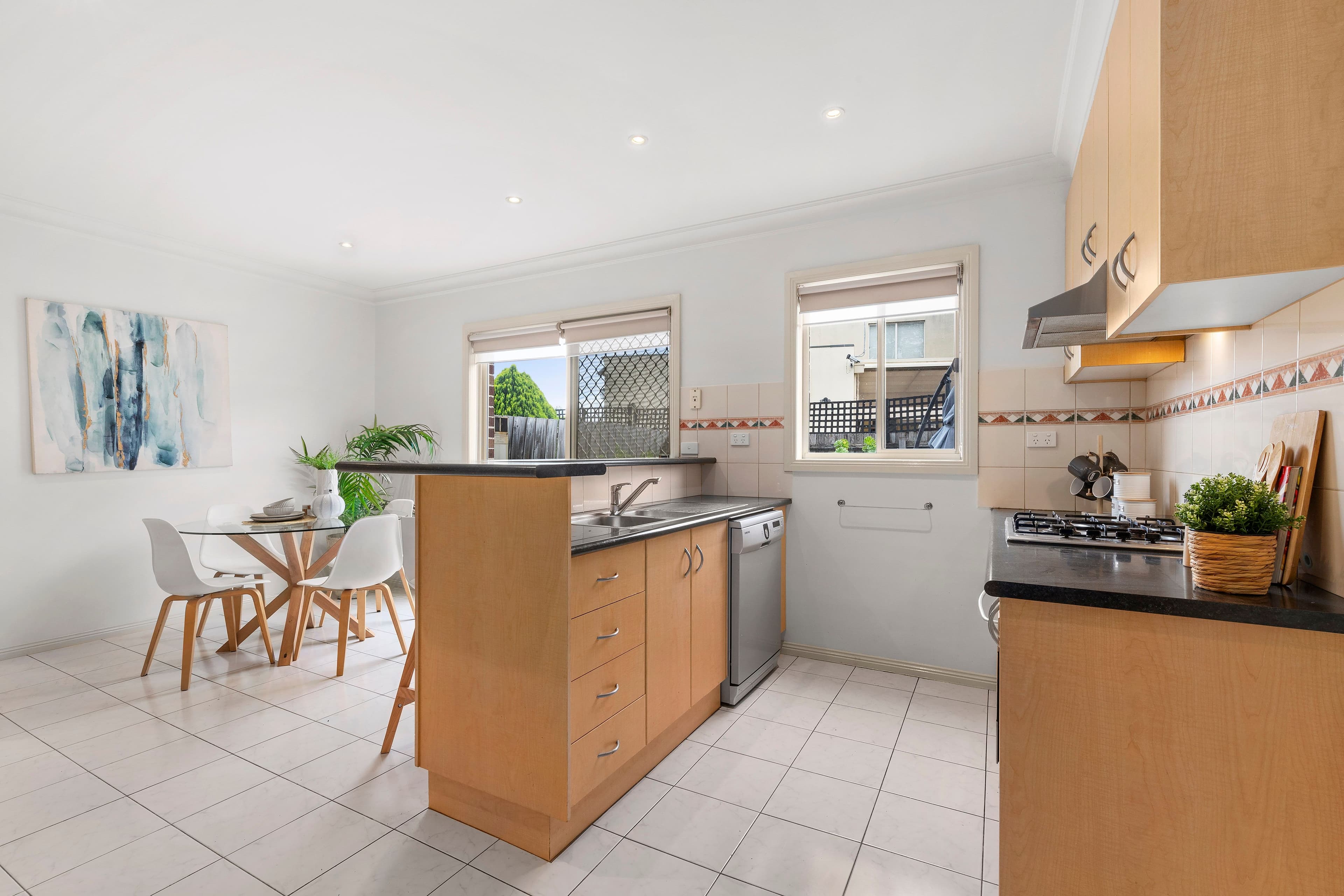 4 Rivergum Drive, Mill Park VIC 3082, Mill Park - Thumbnail 3