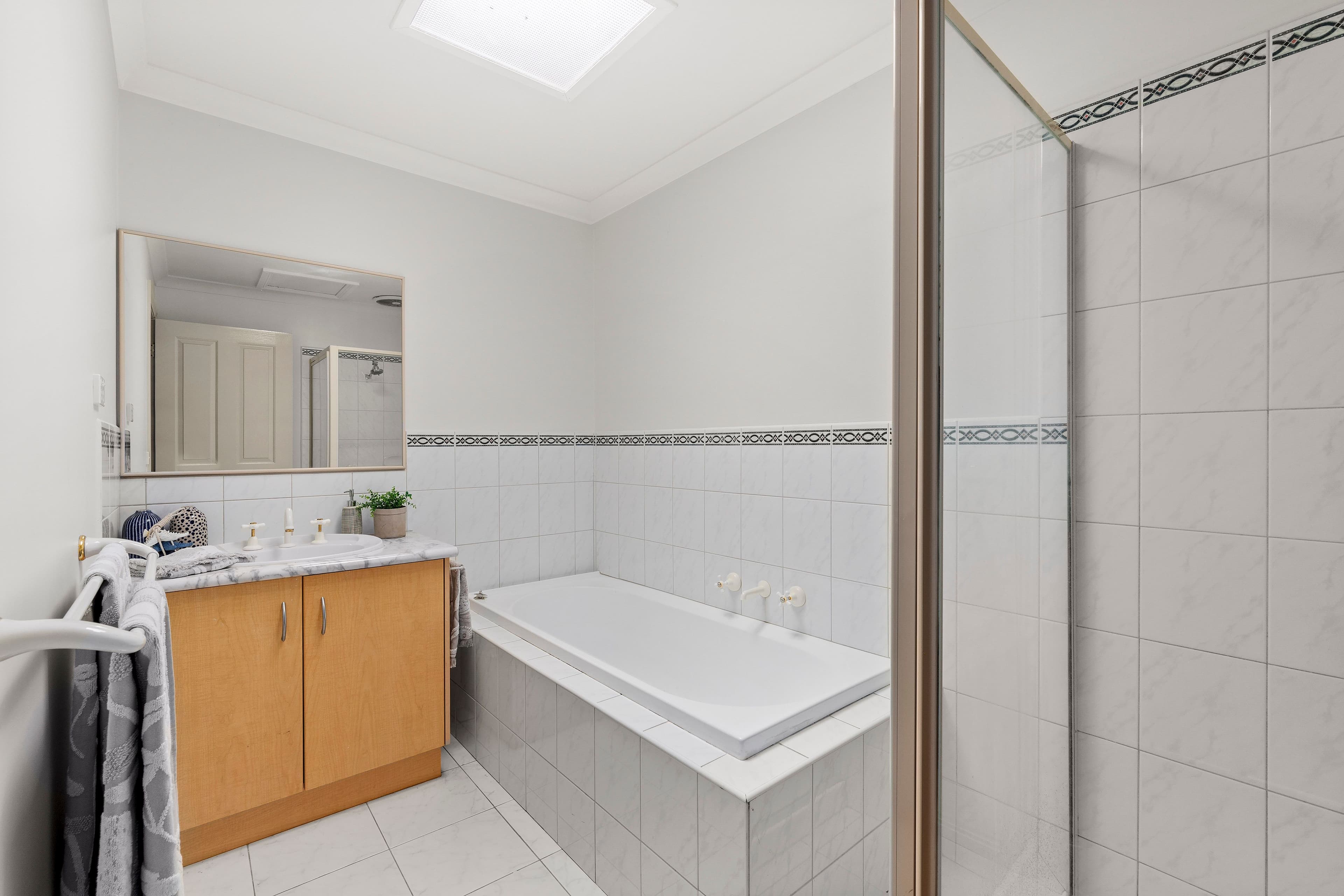 4 Rivergum Drive, Mill Park VIC 3082, Mill Park - Thumbnail 7