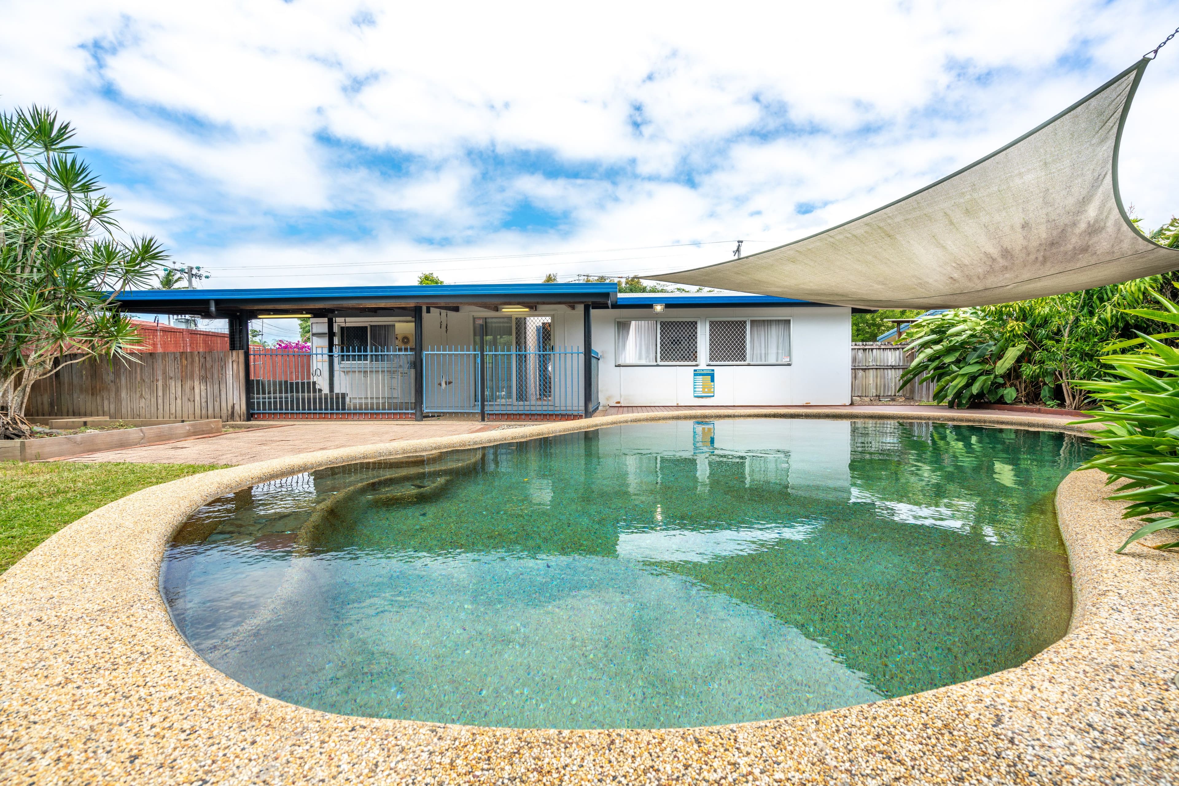 30 Jensen Street, Manoora QLD 4870, Manoora - Thumbnail 2