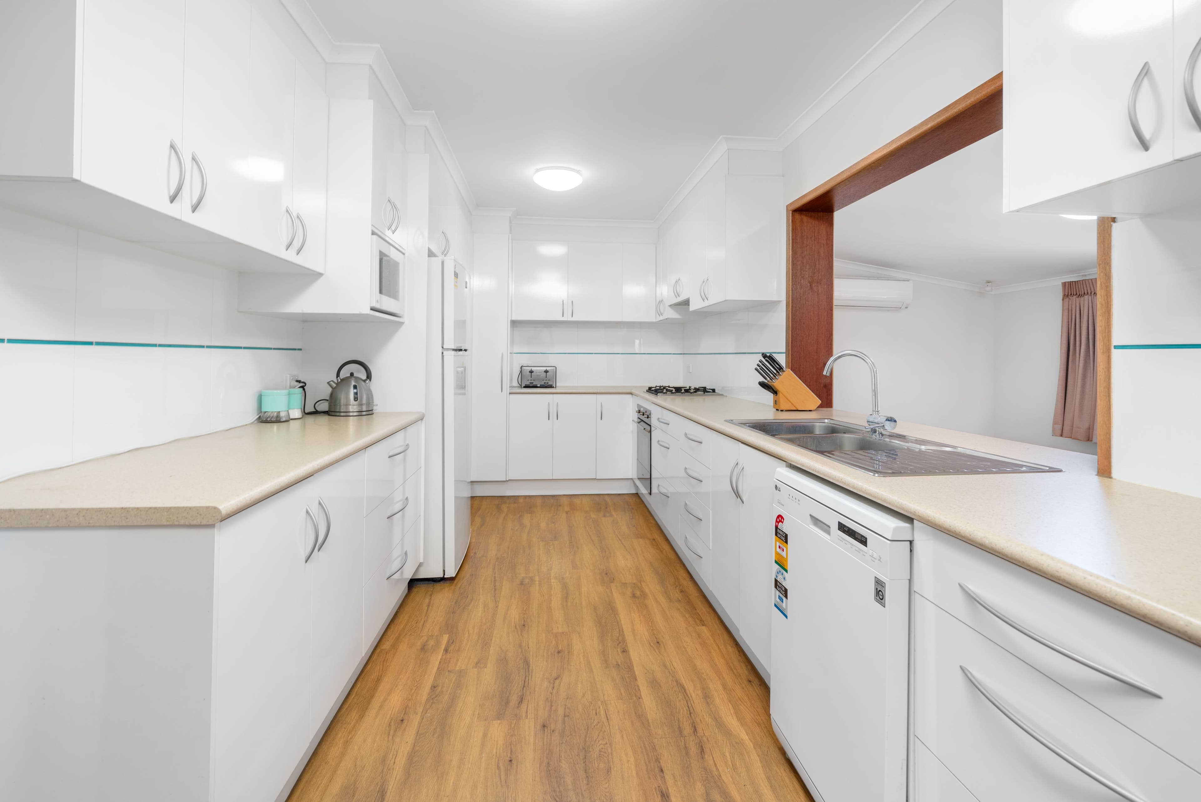 30 Jensen Street, Manoora QLD 4870, Manoora - Thumbnail 3