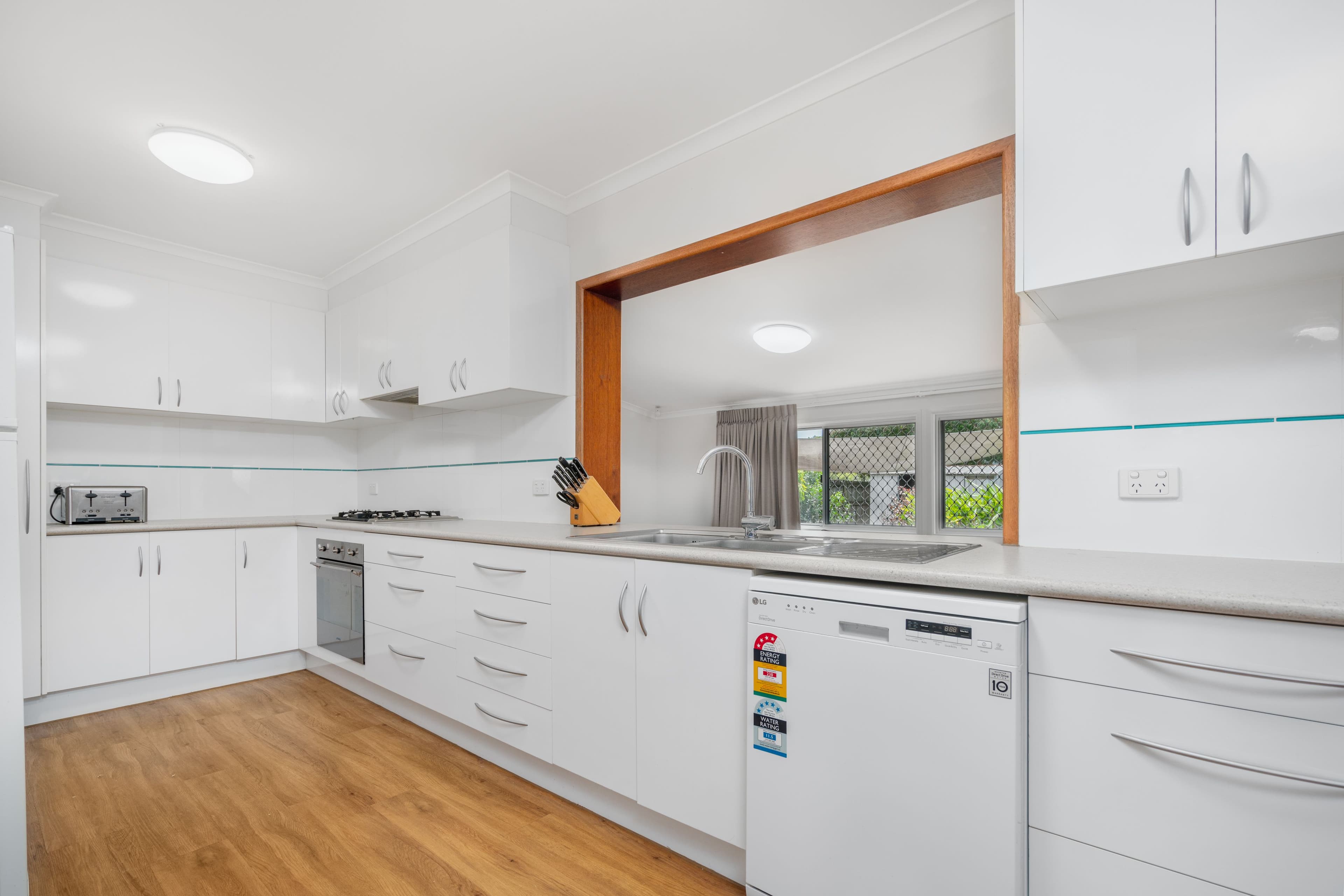 30 Jensen Street, Manoora QLD 4870, Manoora - Thumbnail 4