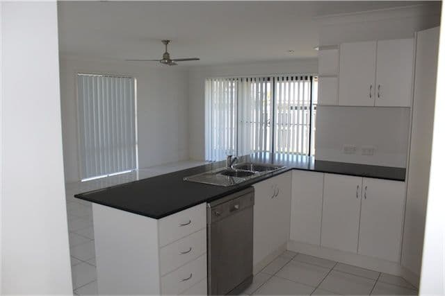 48 Miami Terrace, BLACKS BEACH QLD 4740, Blacks Beach - Thumbnail 4