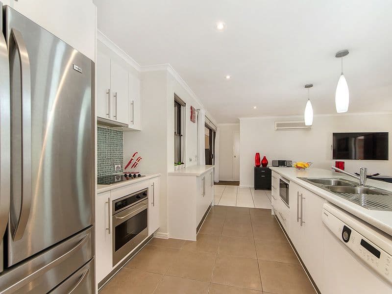 16 Lexington Drive, Worongary QLD 4213, Worongary - Thumbnail 6