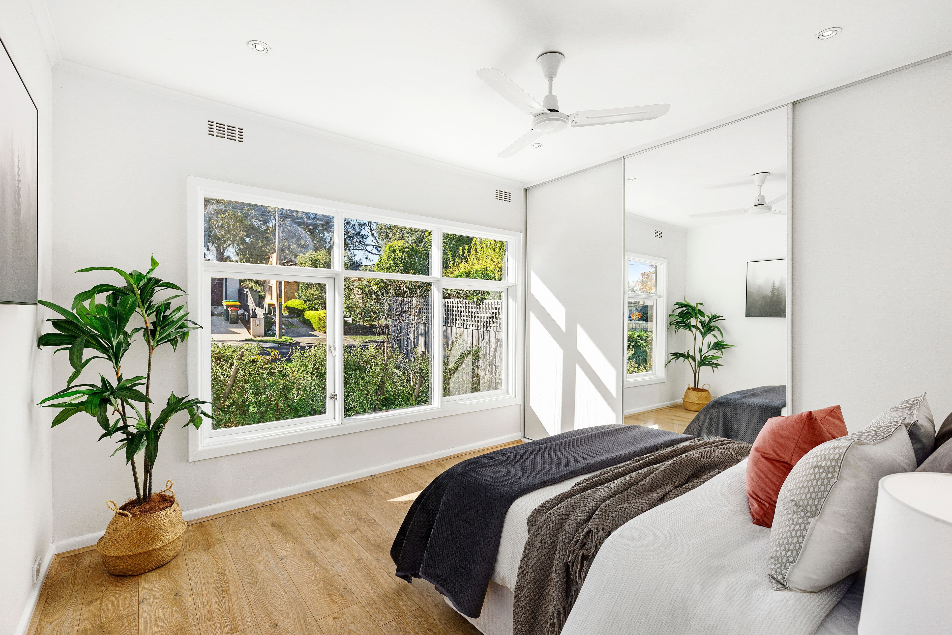 18 Bridgeford Avenue, Blackburn North VIC 3130, Blackburn North - Thumbnail 5