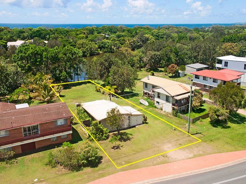 57 Fingal Road, FINGAL HEAD NSW 2487, Fingal Head - Thumbnail 3