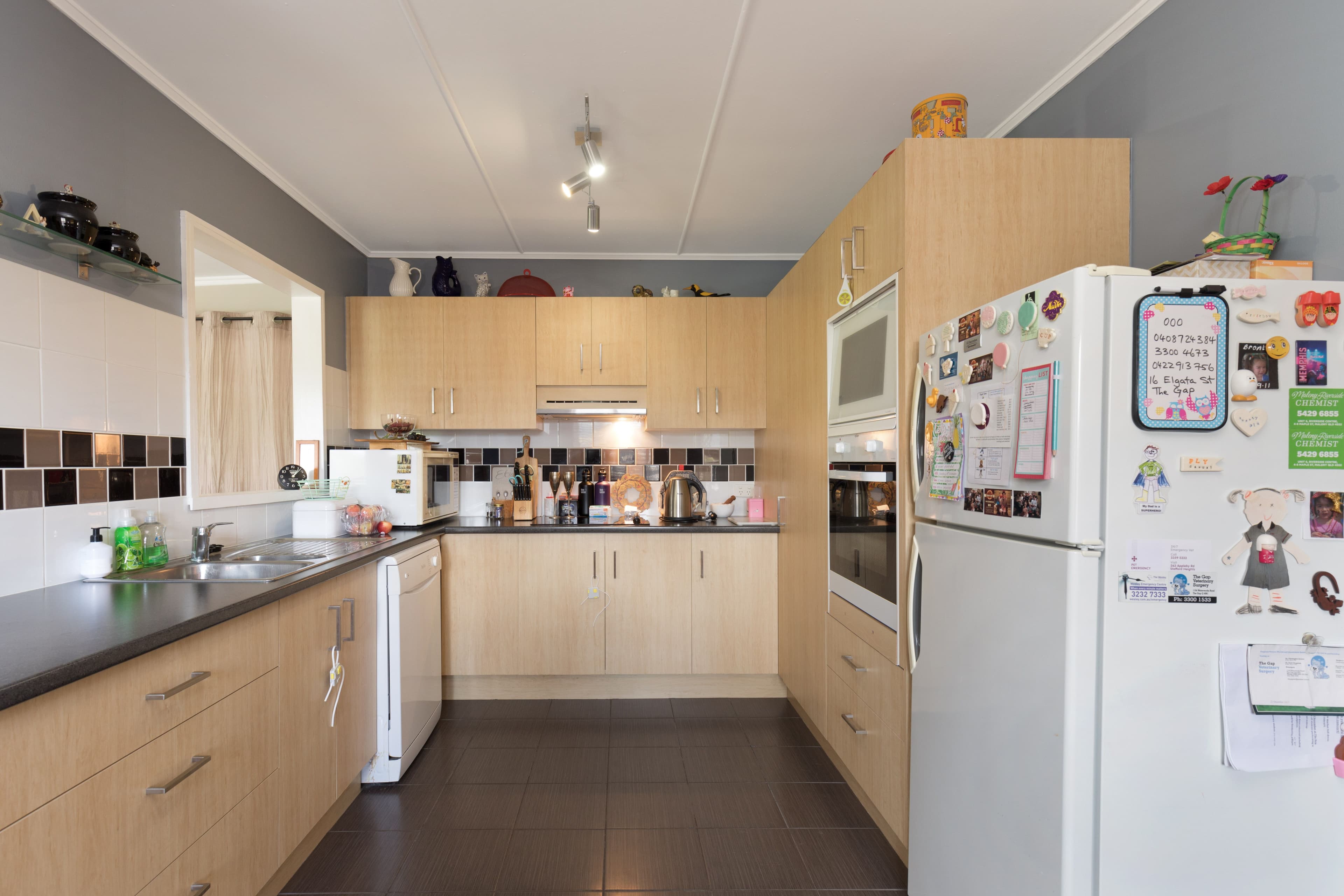 16 Elgata Street, The Gap QLD 4061, The Gap - Thumbnail 4