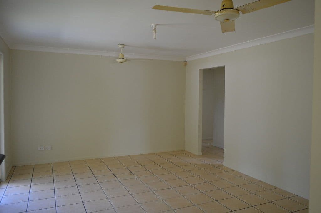 23 Cunningham Avenue, Landsborough QLD 4550, Landsborough - Thumbnail 3