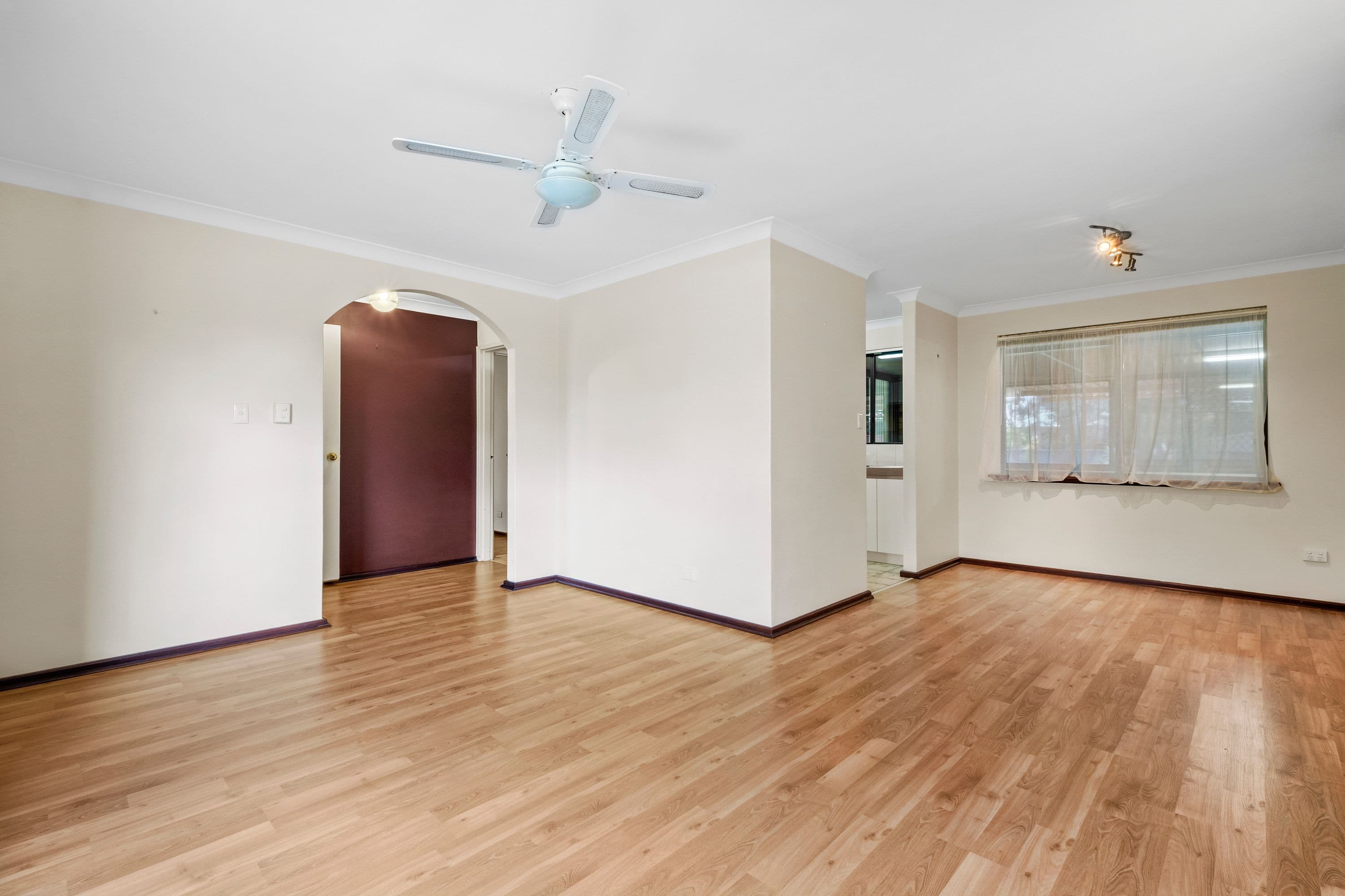 11 Keslake Way, Parkwood WA 6147, Parkwood - Thumbnail 3