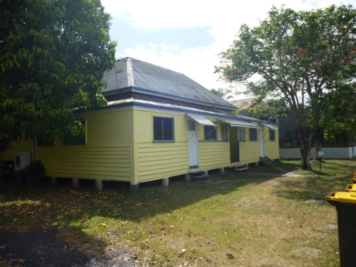 261 East Street, Rockhampton City QLD, Rockhampton City - Thumbnail 2