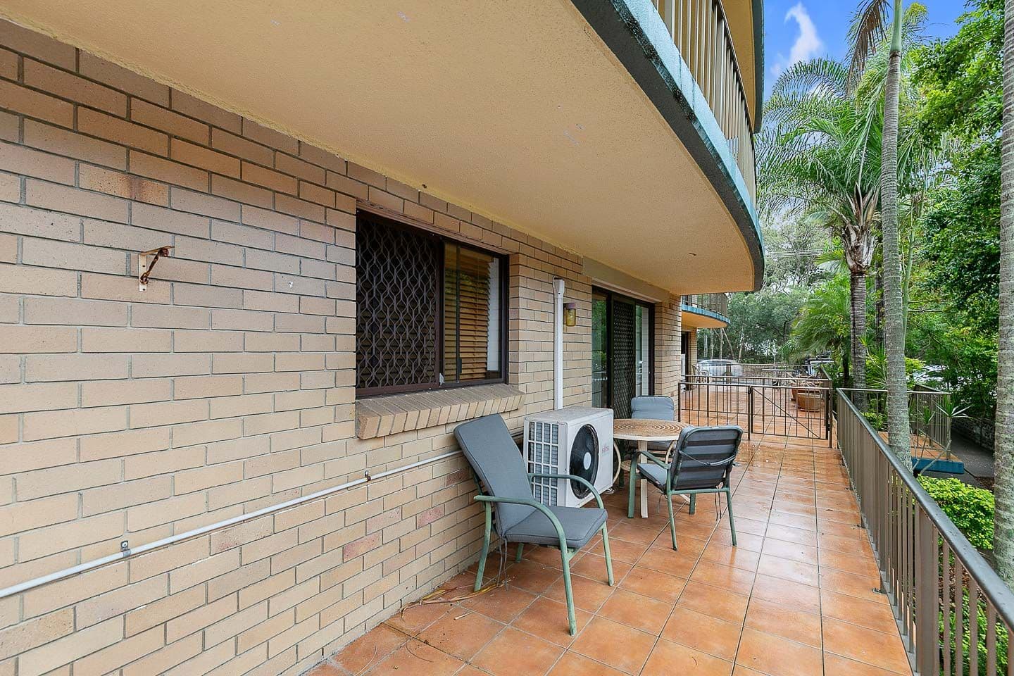 394 Esplanade, Torquay QLD 4655, Torquay - Thumbnail 2