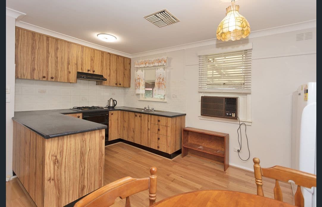 1048 Koonwarra Street, North Albury NSW 2640, North Albury - Thumbnail 2