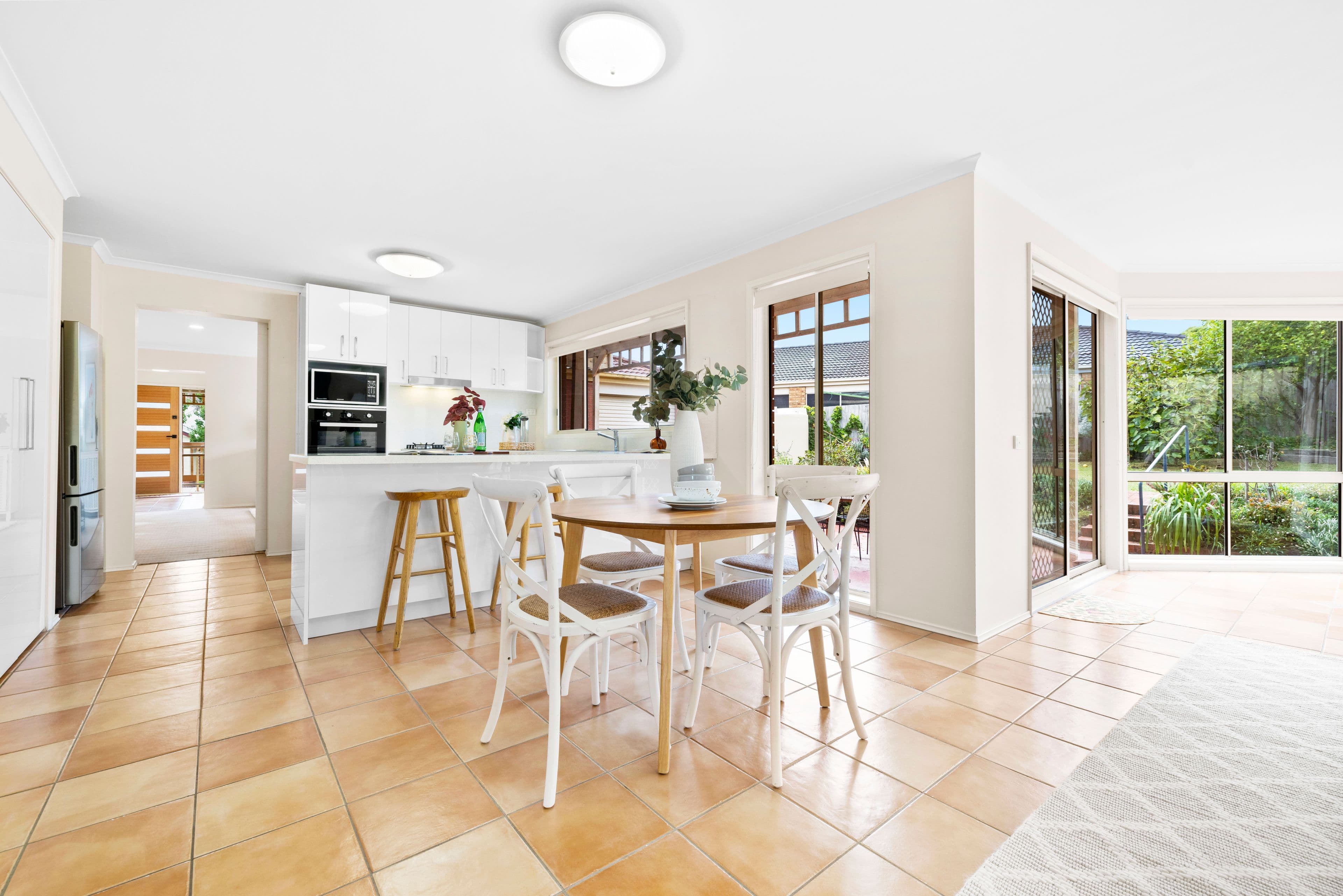 2 Dani Court, Rowville VIC 3178, Rowville - Thumbnail 4