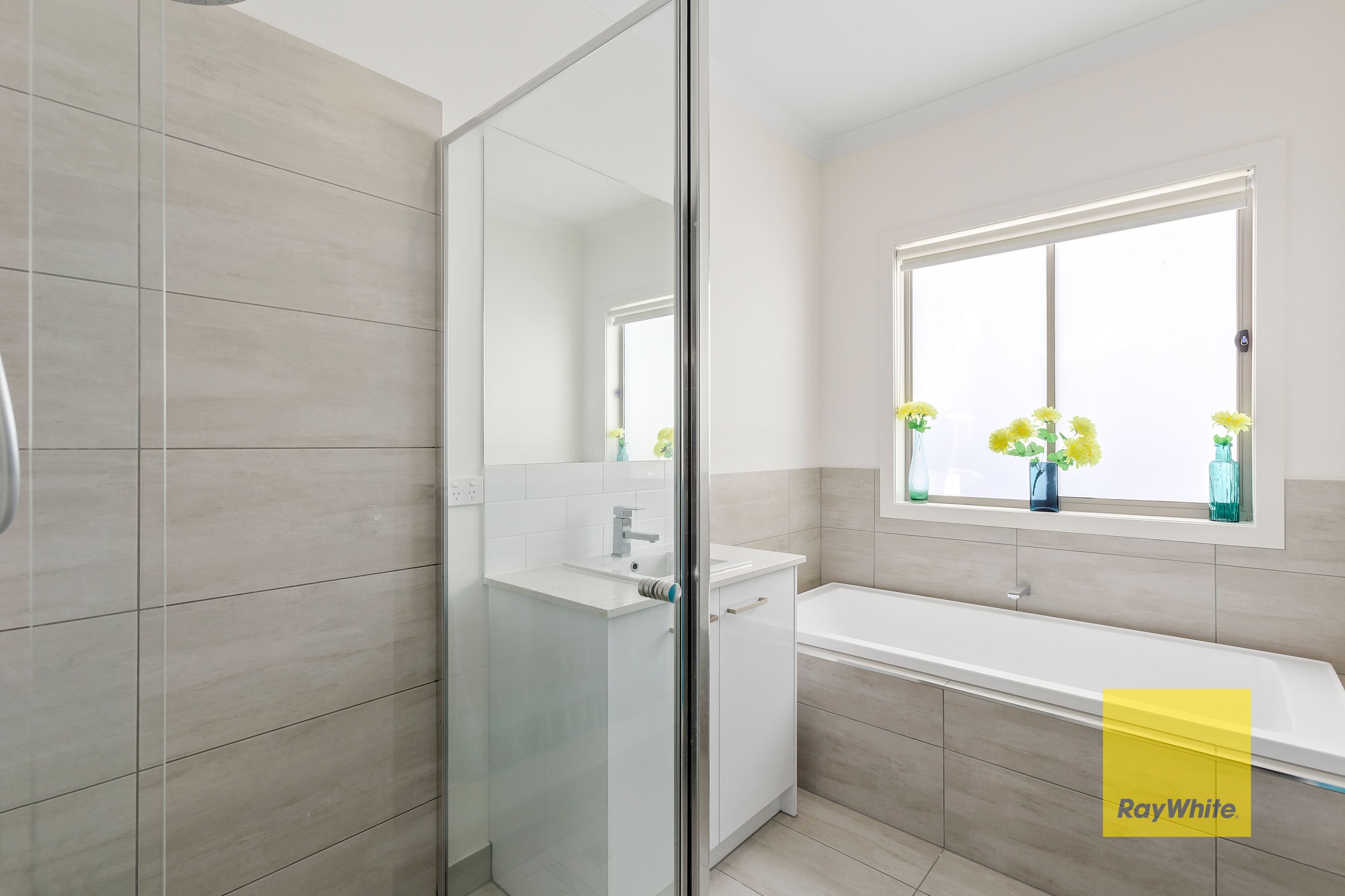 27B Hamlyn Avenue, Hamlyn Heights VIC 3215, Hamlyn Heights - Thumbnail 2