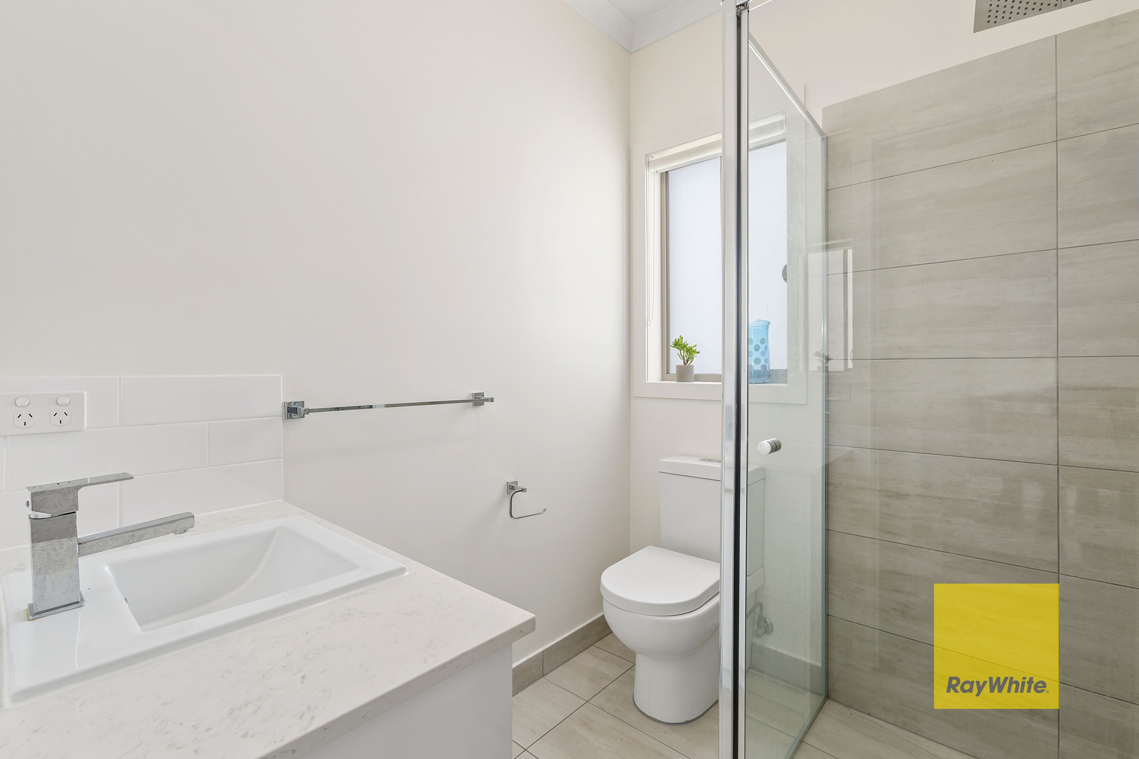 27B Hamlyn Avenue, Hamlyn Heights VIC 3215, Hamlyn Heights - Thumbnail 3