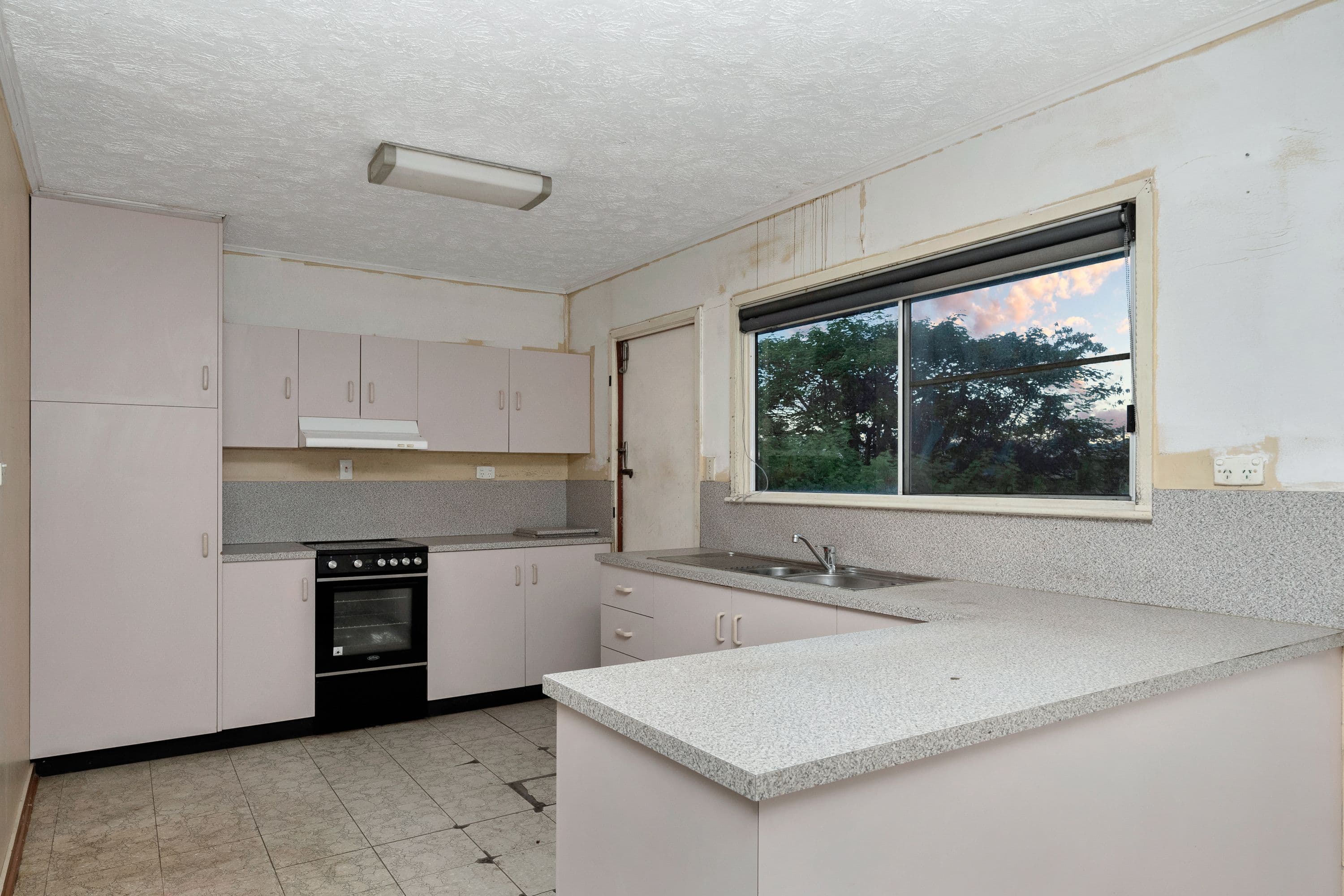 11 Punari Street, Currajong QLD 4812, Currajong - Thumbnail 5