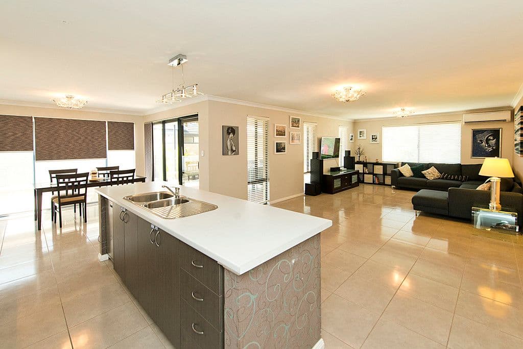 72 Coulthard Crescent, Canning Vale WA 6155, Canning Vale - Thumbnail 2