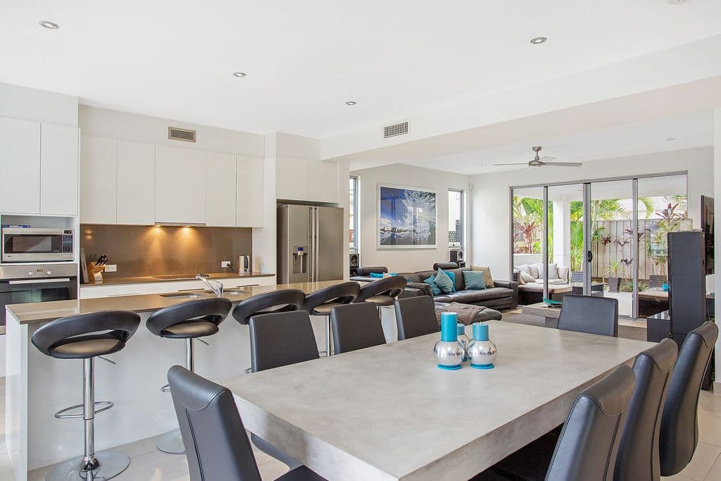 1 Mal Burke Street, Southport QLD 4215, Southport - Thumbnail 3