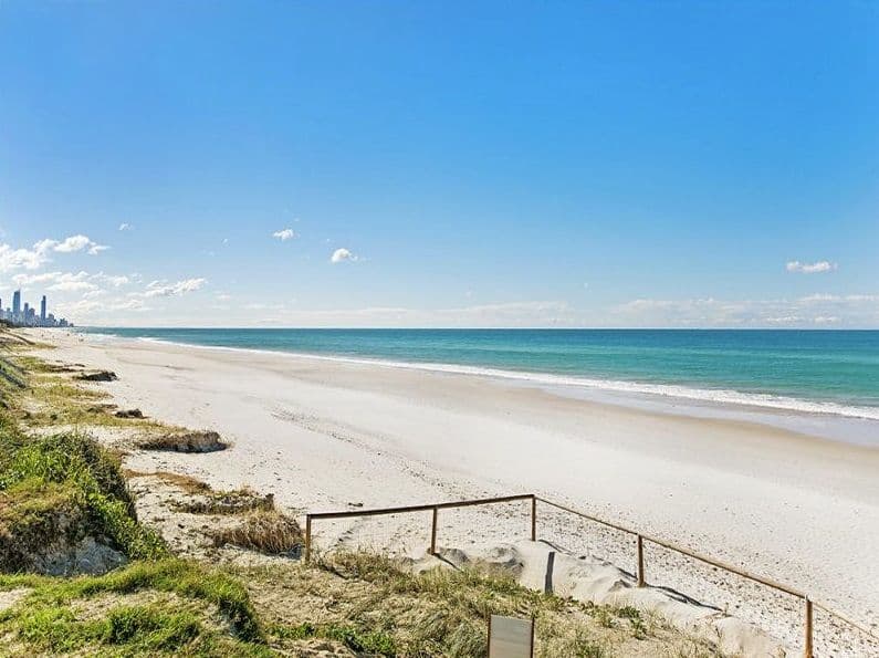 84 Albatross Avenue, Mermaid Beach QLD 4218, Mermaid Beach - Thumbnail 7