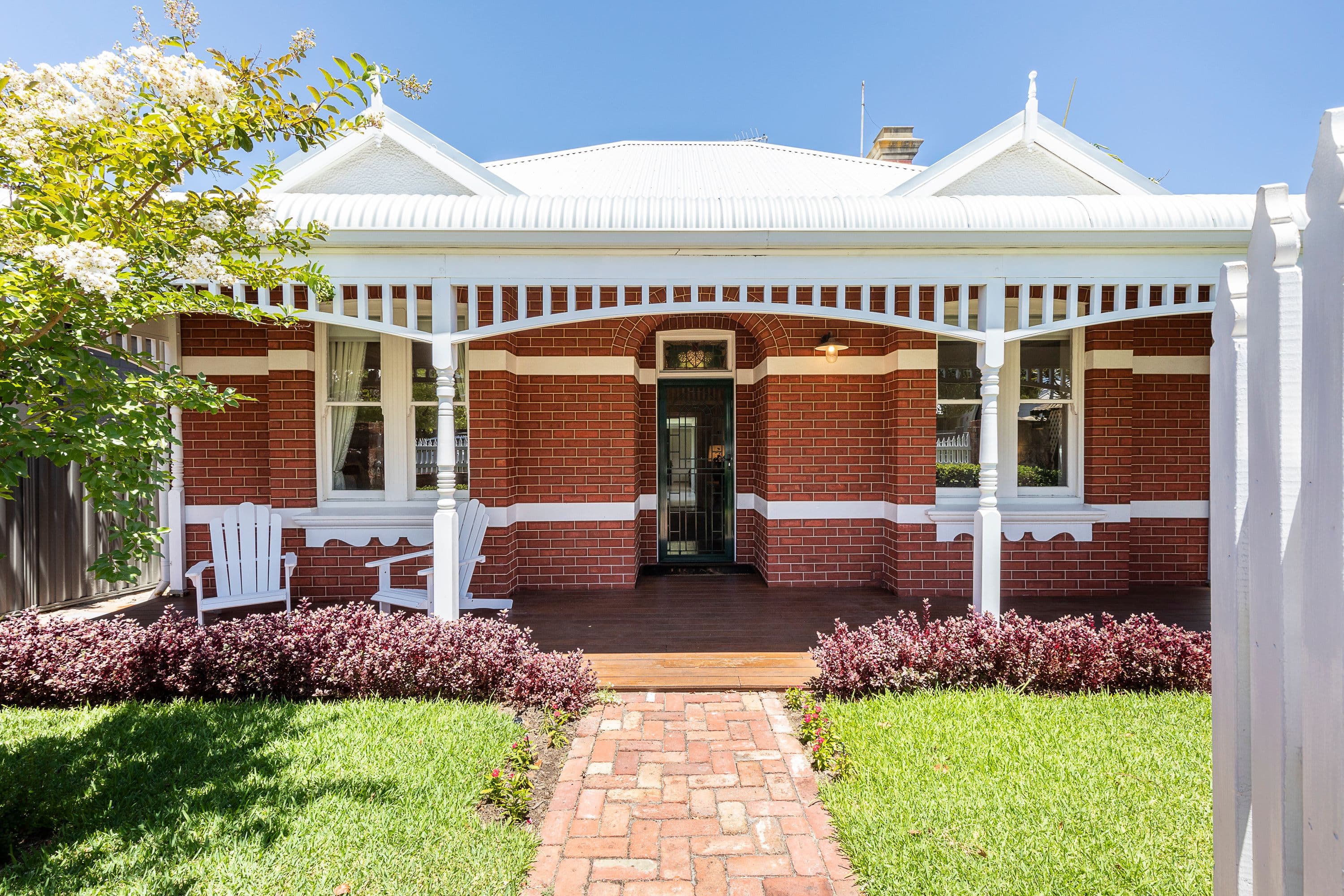103 Anzac Road, Mount Hawthorn WA 6016, Mount Hawthorn - Thumbnail 3