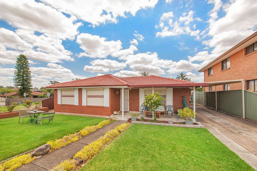 126 Mimosa Road, BOSSLEY PARK NSW 2176, Bossley Park - Image 1