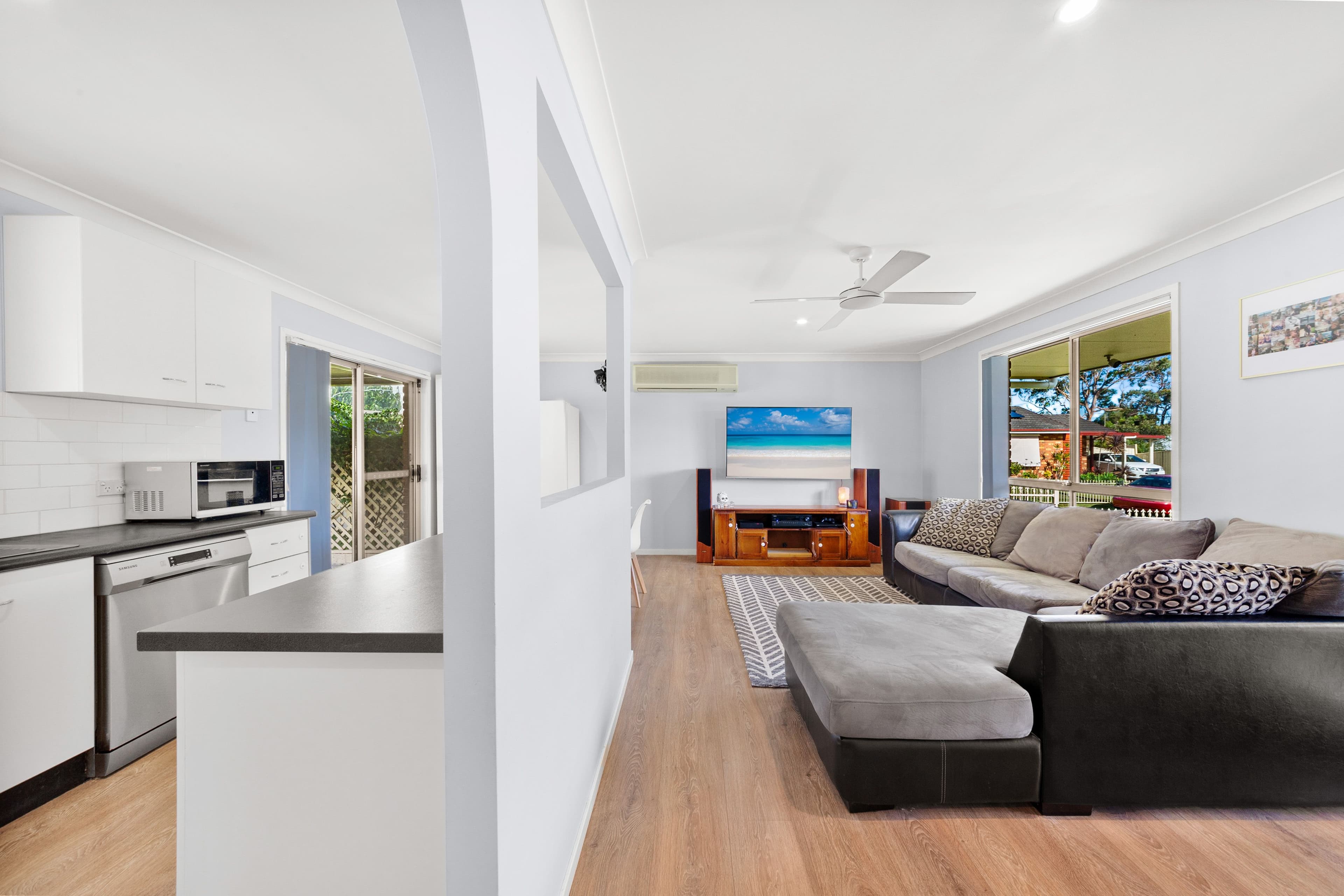 2 Jeremy Close, Budgewoi NSW 2262, Halekulani - Thumbnail 2
